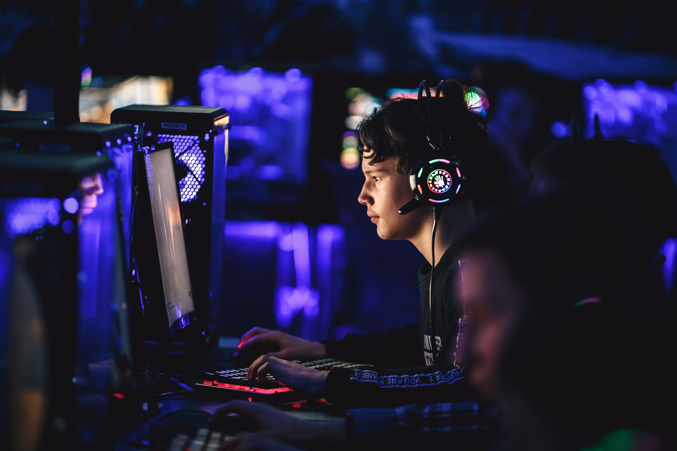 Кибер турнир. Семейный и репортажный фотограф в Ижевске Иван Ральников