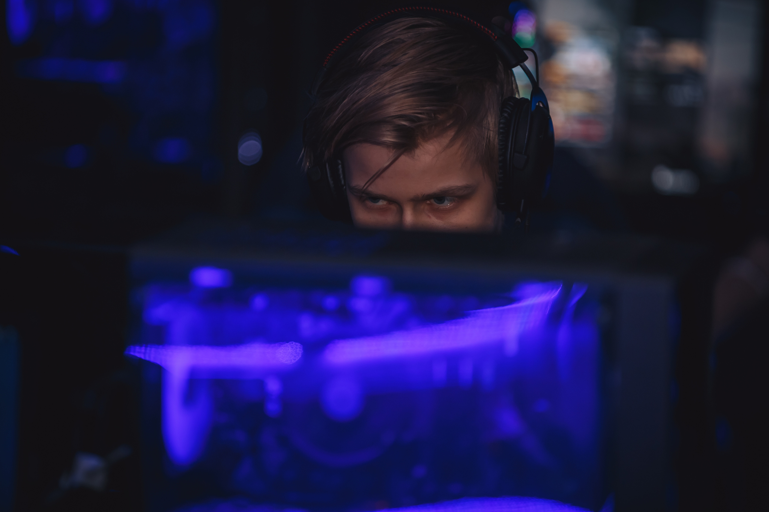 Кибер турнир. Семейный и репортажный фотограф в Ижевске Иван Ральников