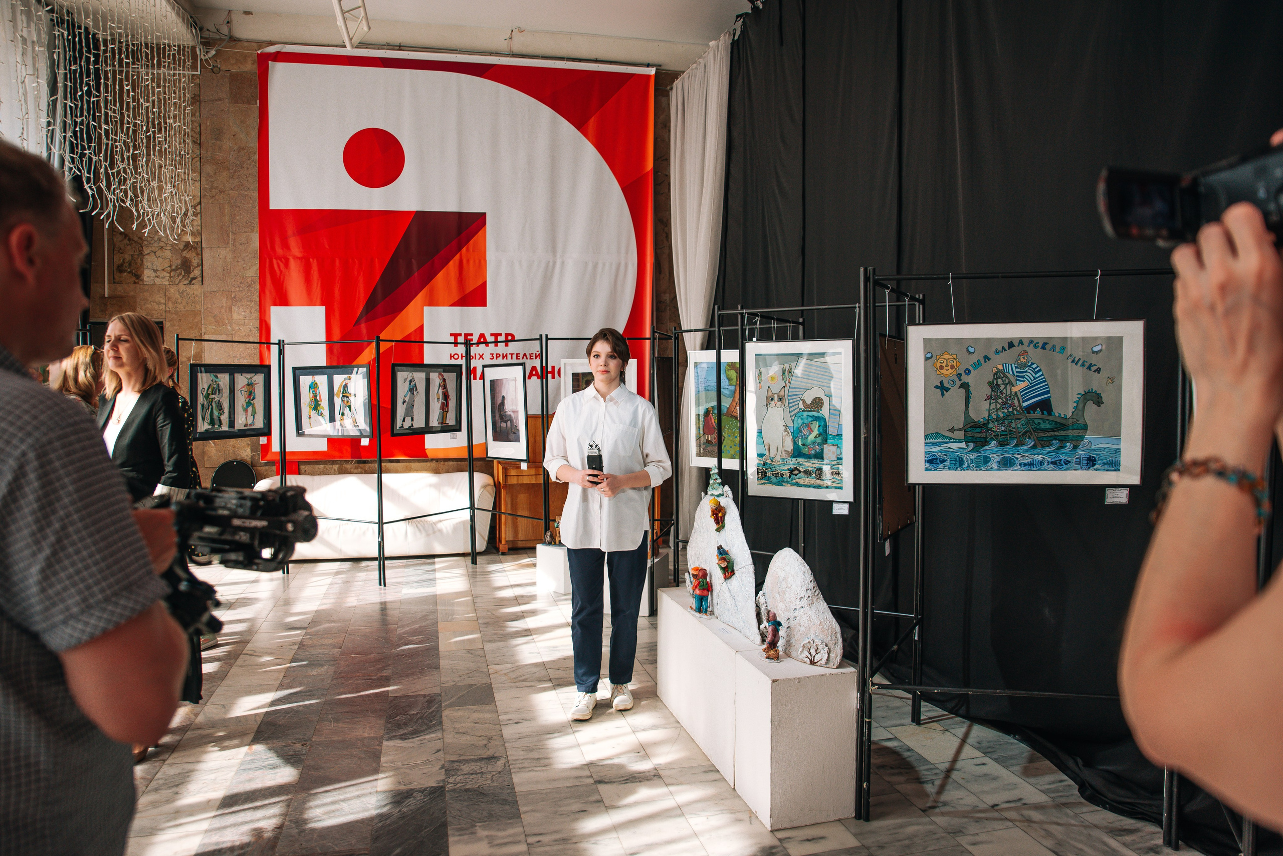 Выпускной в художественной школе. Главная