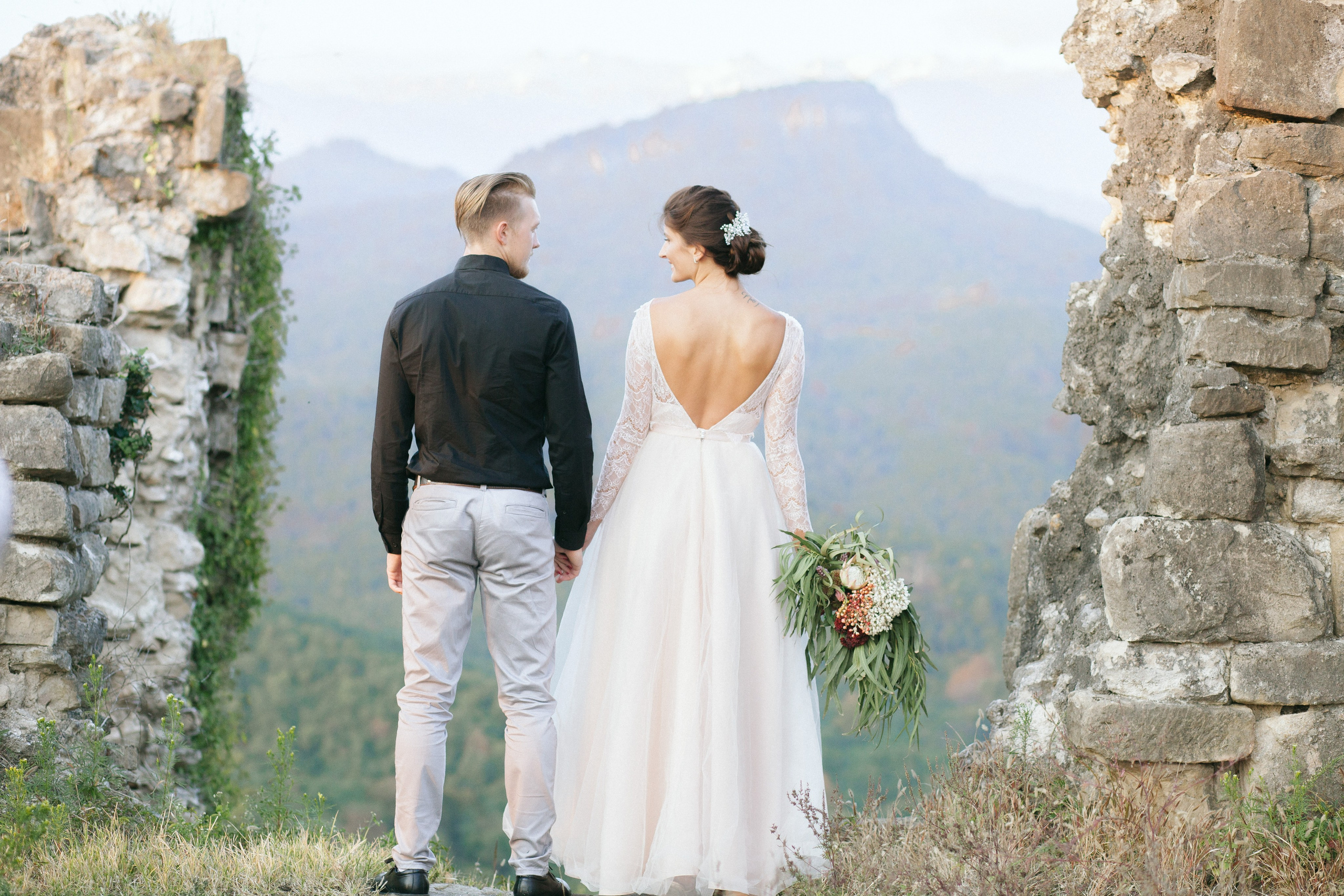 Свадьба у древнего храма. Свадьба в Абхазии|Фотограф в Абхазии