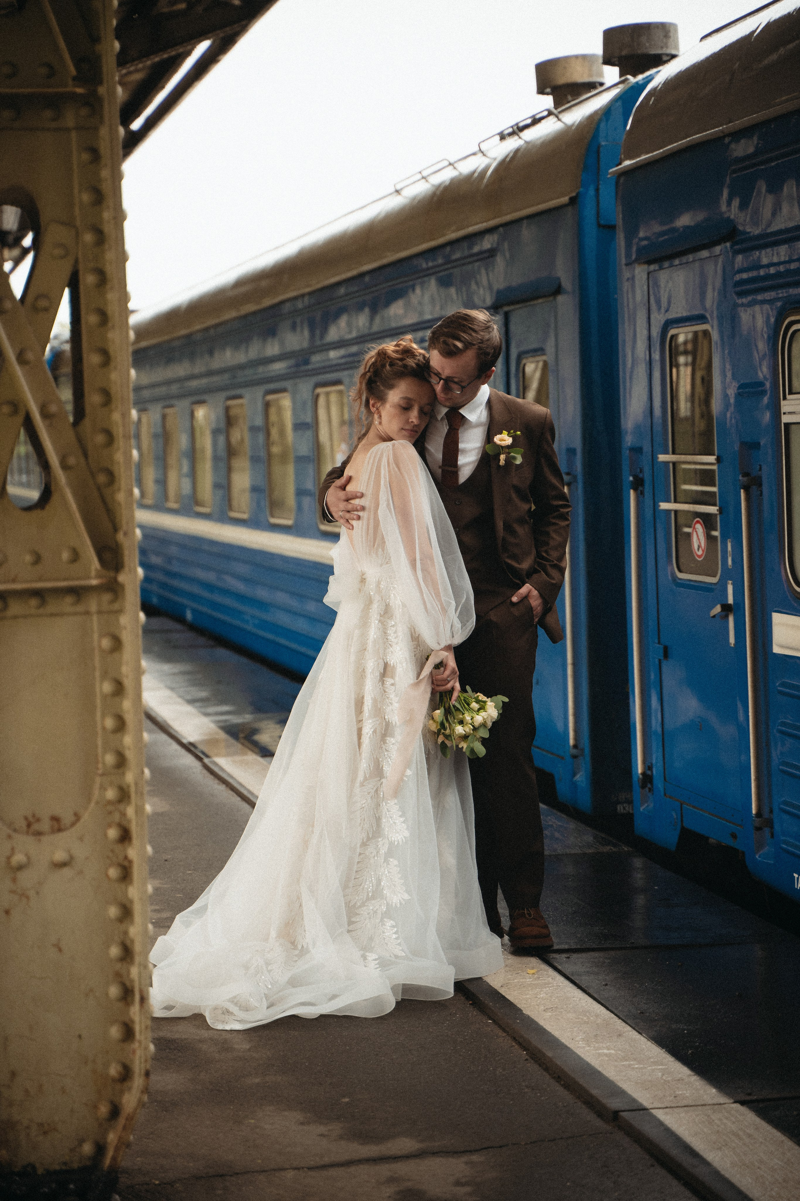 Июльский шторм с горячими сердцами. Свадебный фотограф в Санкт — Петербурге