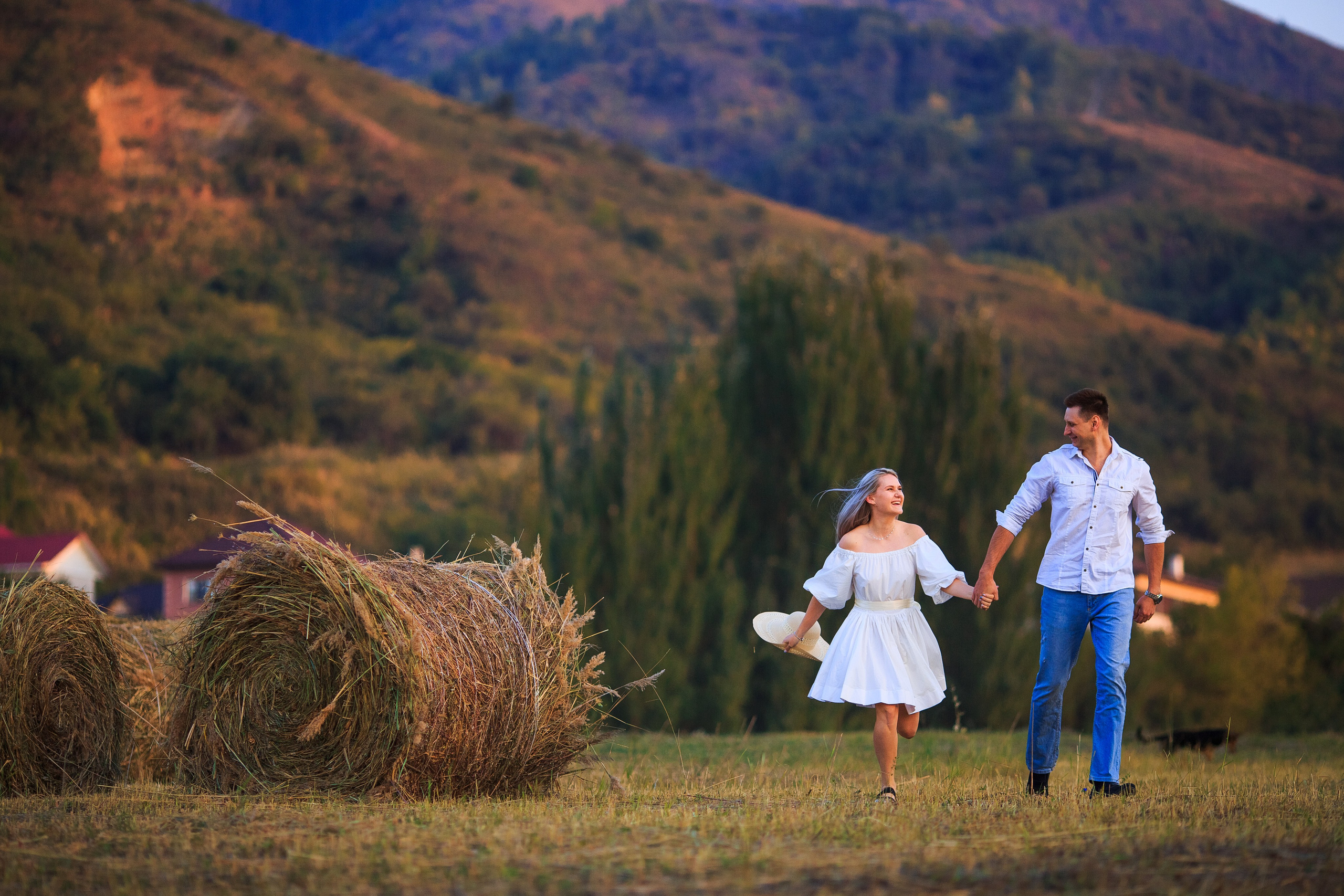 Фотосессия в стогах Алматы. Свадебный и семейный фотограф в Алматы Алексей Балышев