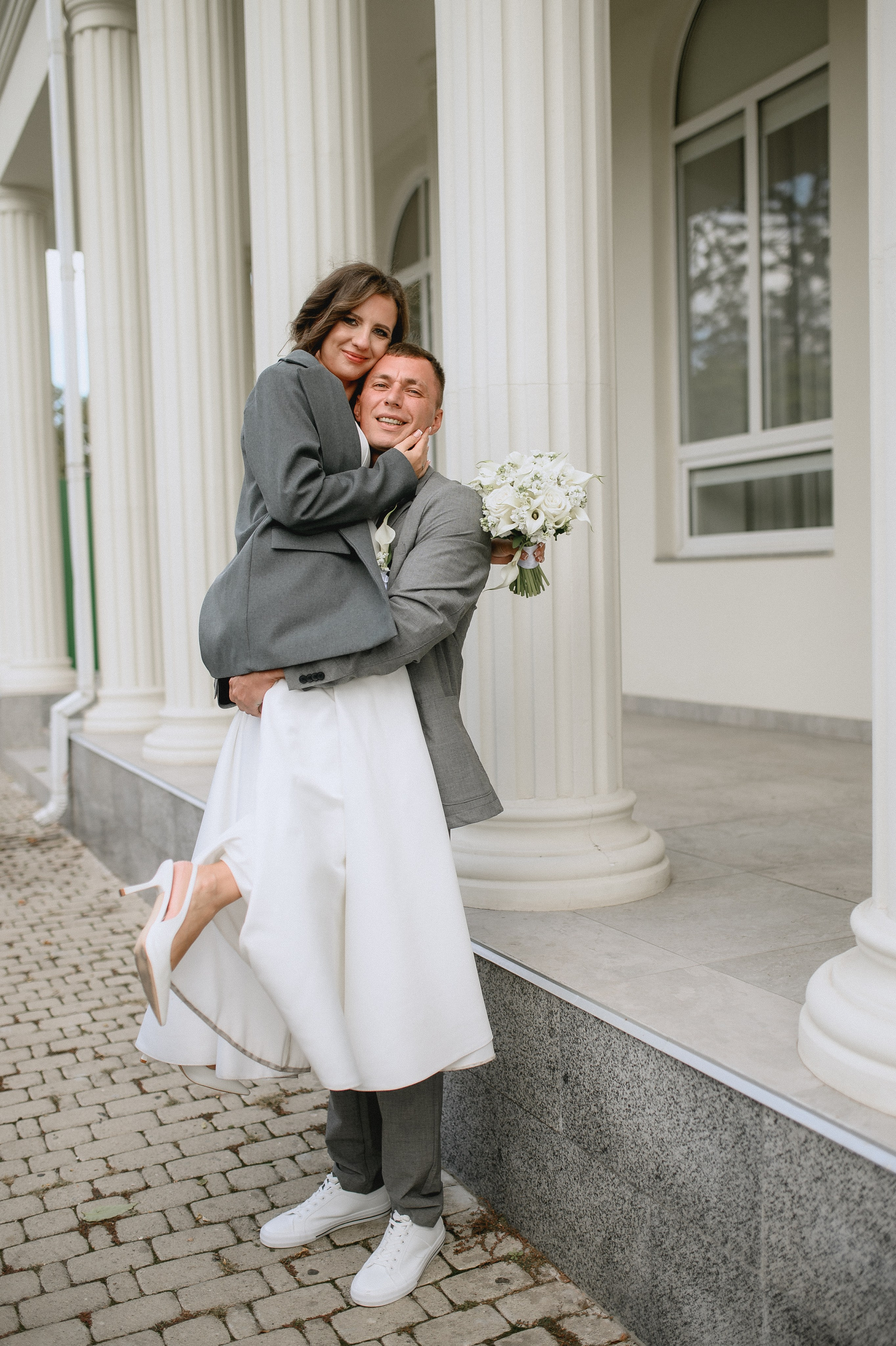 Олеся и Саша. Краснодар. Студия и прогулка. Фотограф Котова Валентина