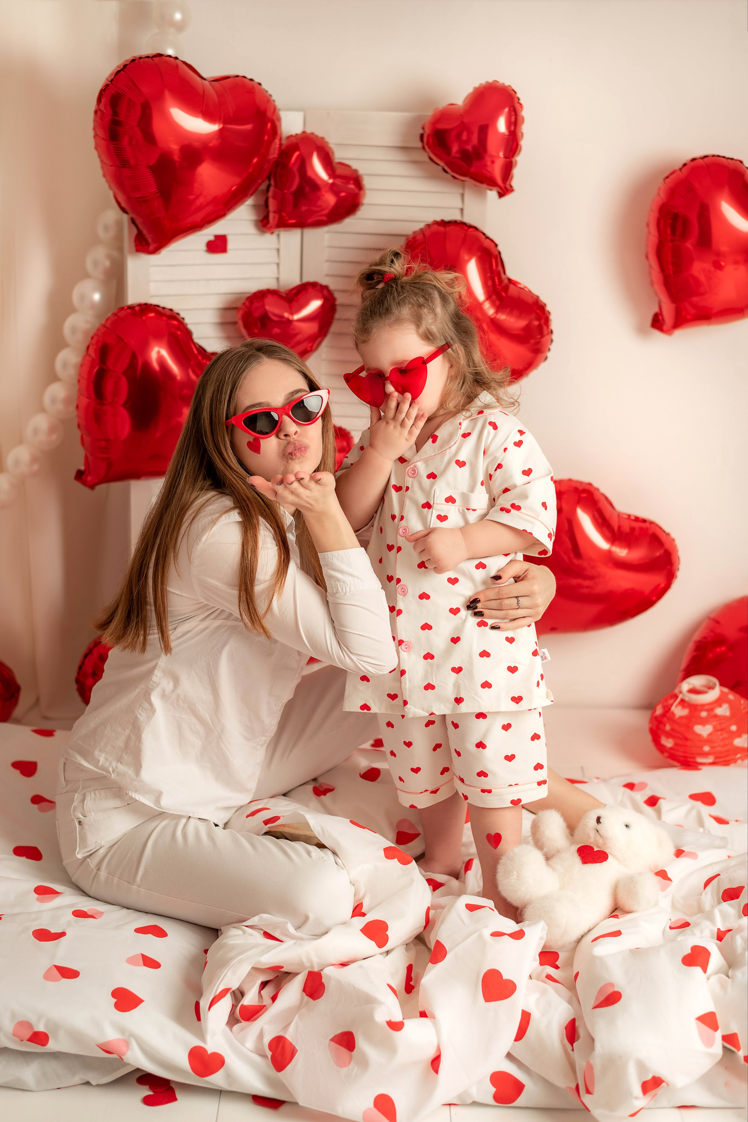 Алиса — сердечки. Семейный и детский фотограф Наталья Горда