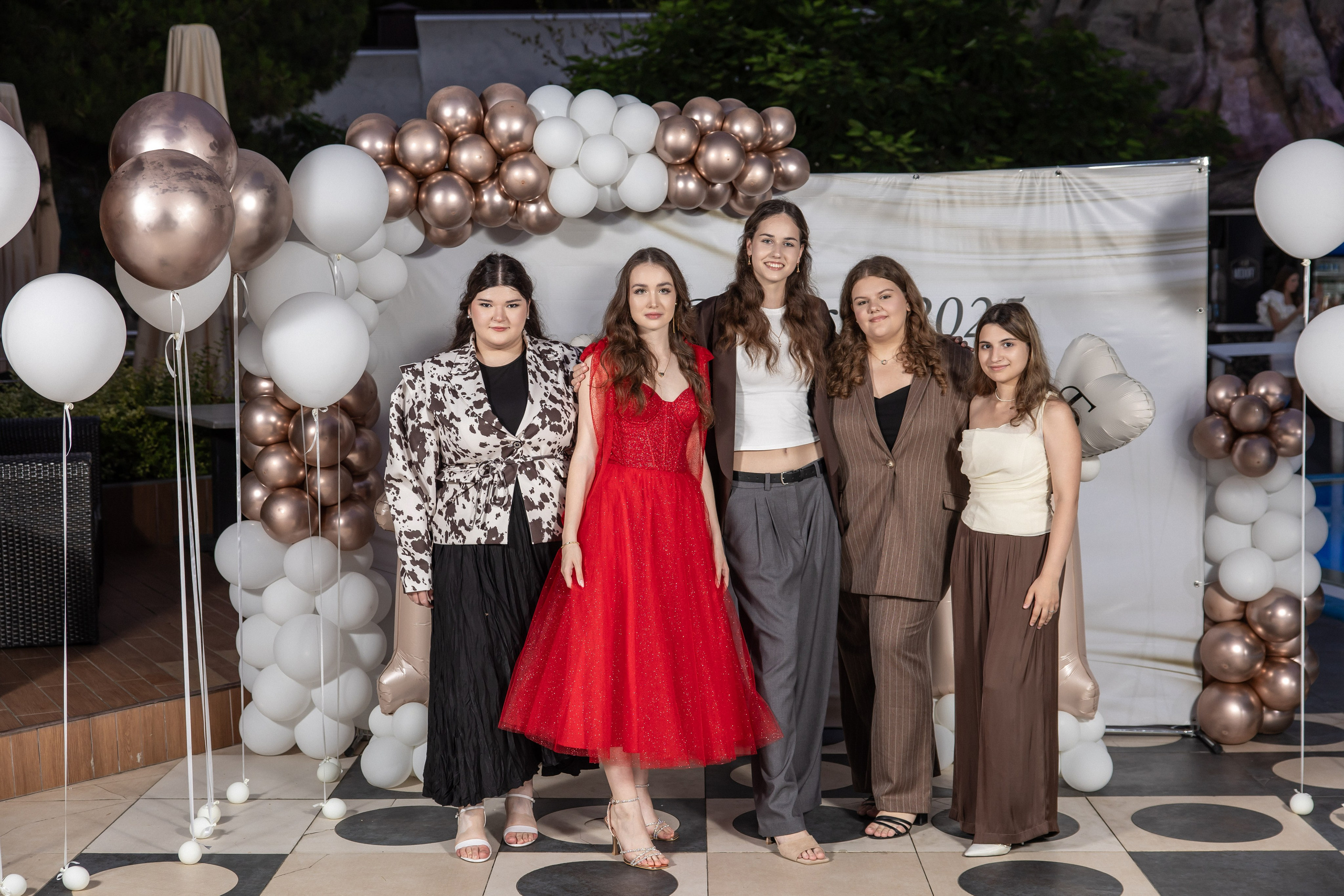 Выпускной 3 школа 25 год. Семейный и свадебный фотограф в Геленджике Михаил Шматов