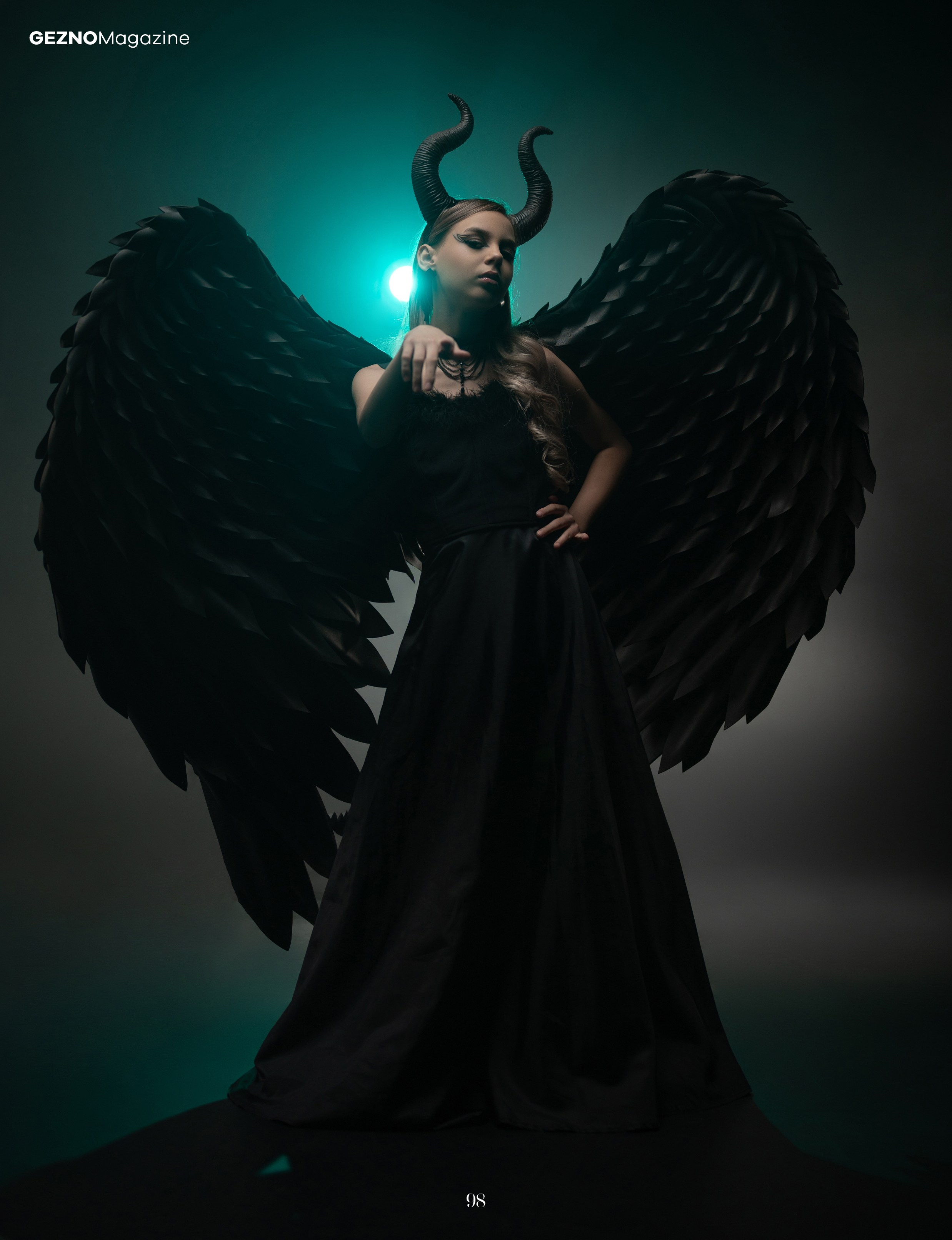 GEZNO magazine. Paris, France