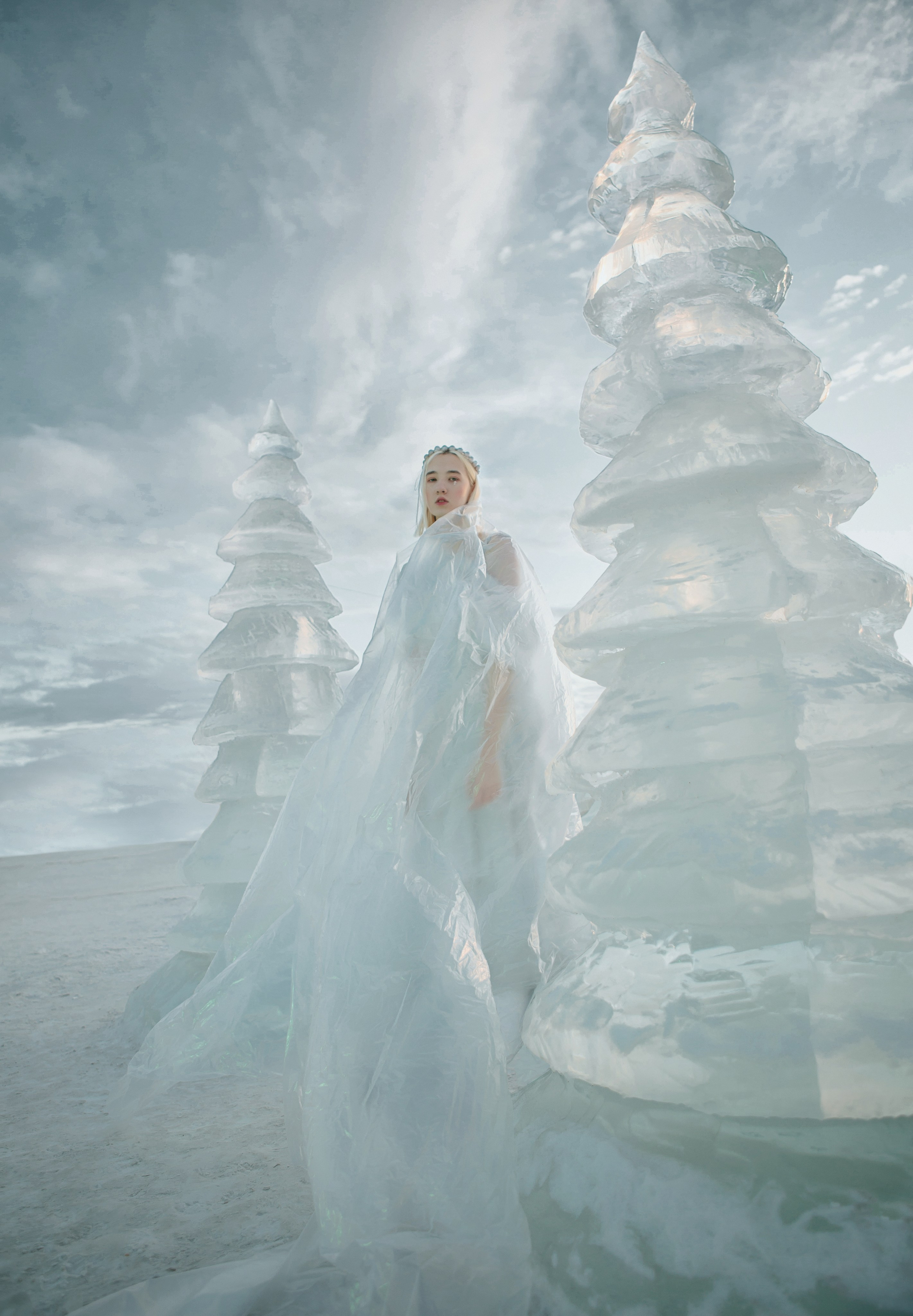 Фотосессия с ледяными скульптурами.