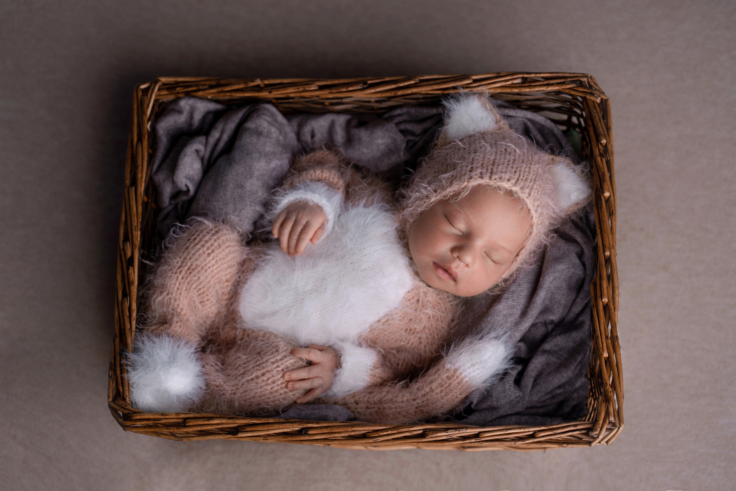 Ньюборн. Фотограф новорожденных Оренбург и свадебный фотограф Оренбург