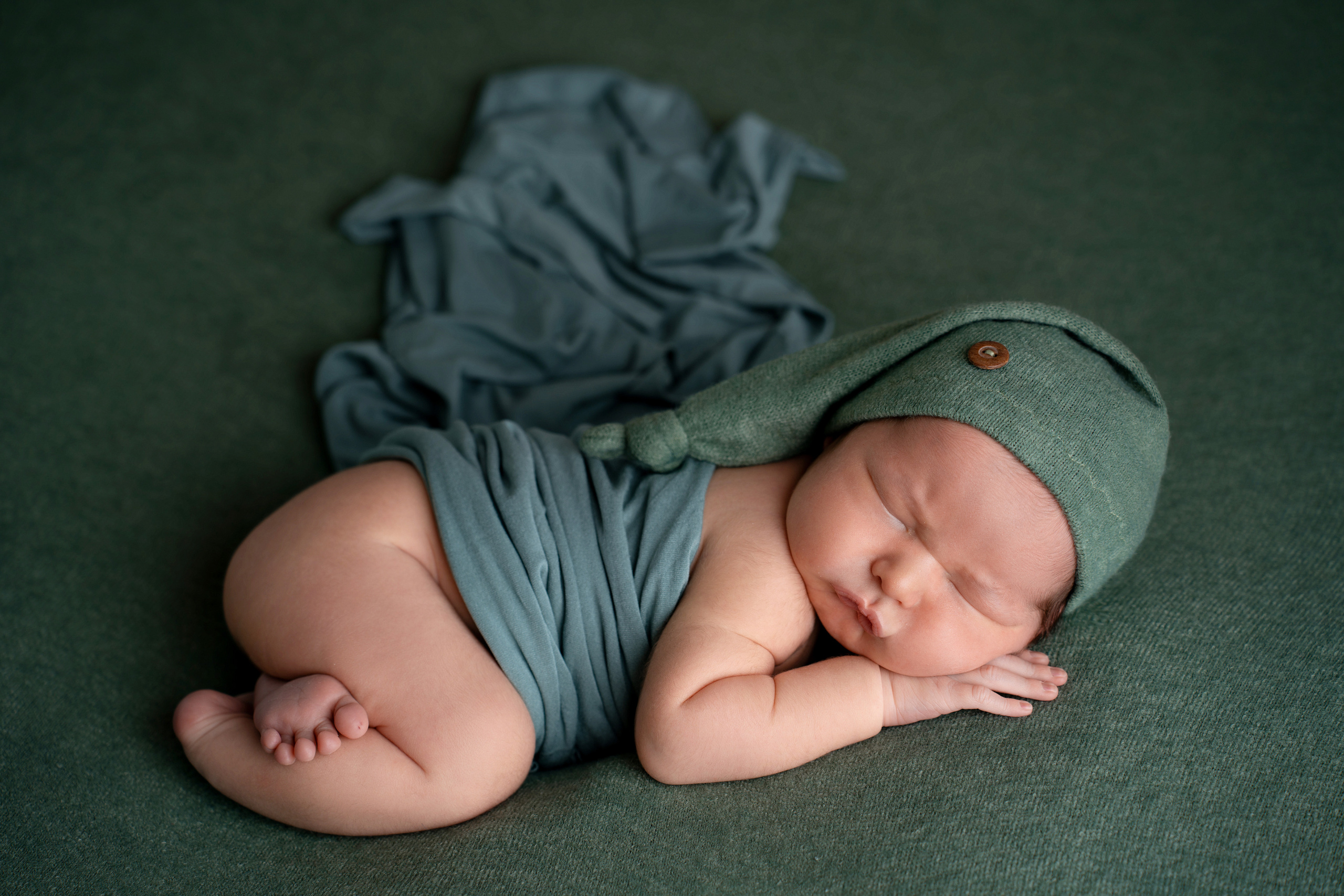 Ньюборн. Фотограф новорожденных Оренбург и свадебный фотограф Оренбург