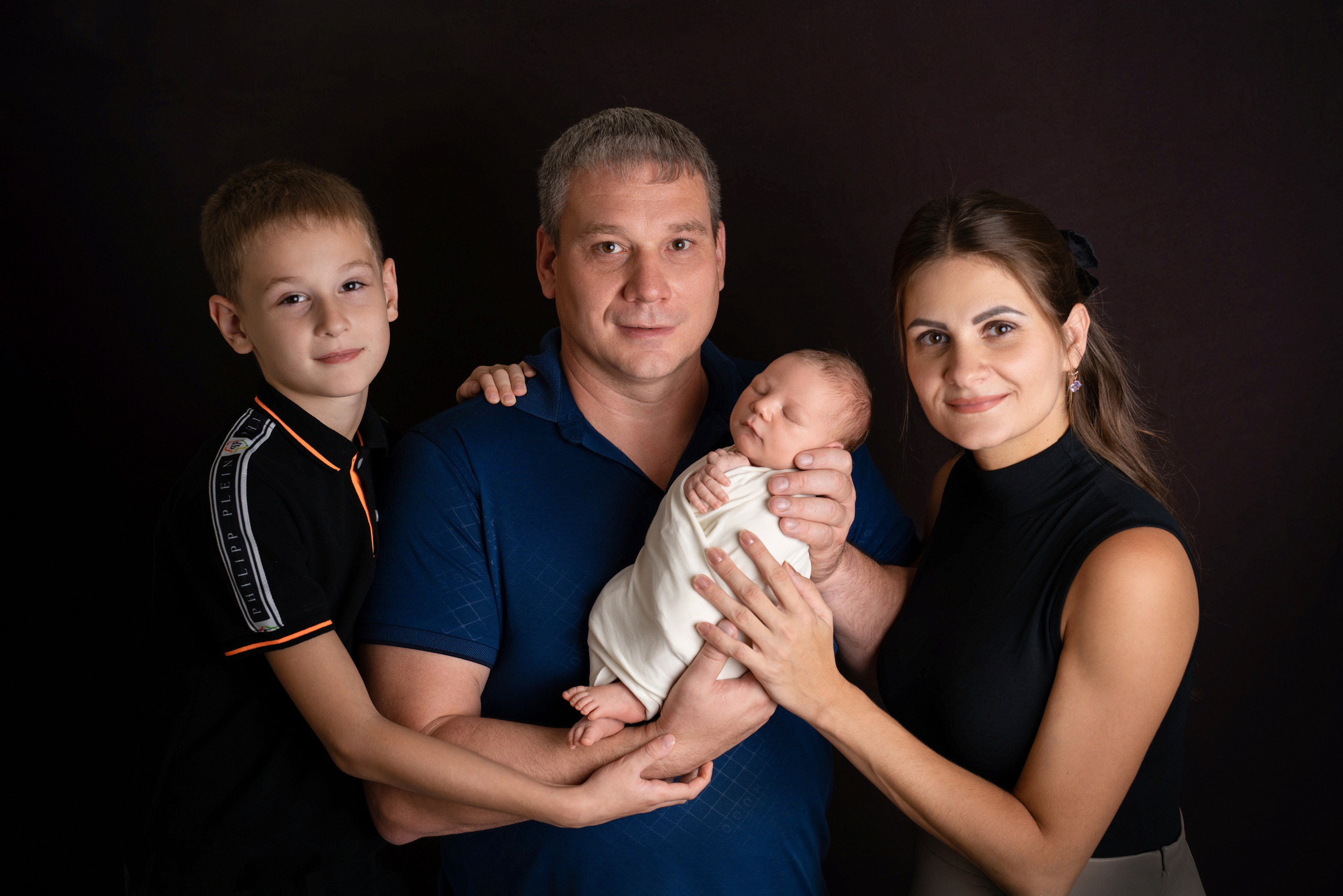 Фото с родителями/Макроснимки. Фотограф новорожденных Оренбург и свадебный фотограф Оренбург