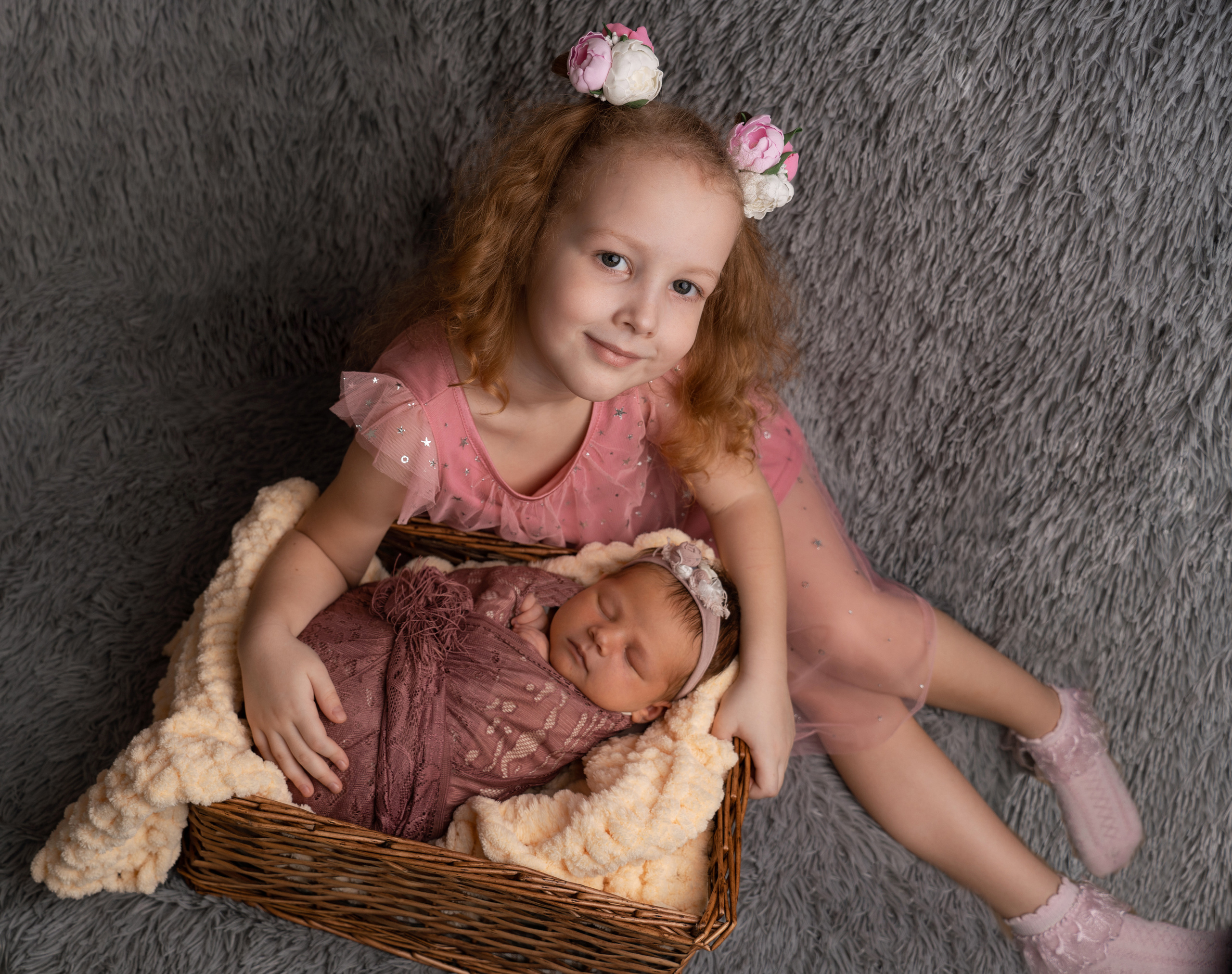 Фото с родителями/Макроснимки. Фотограф новорожденных Оренбург и свадебный фотограф Оренбург