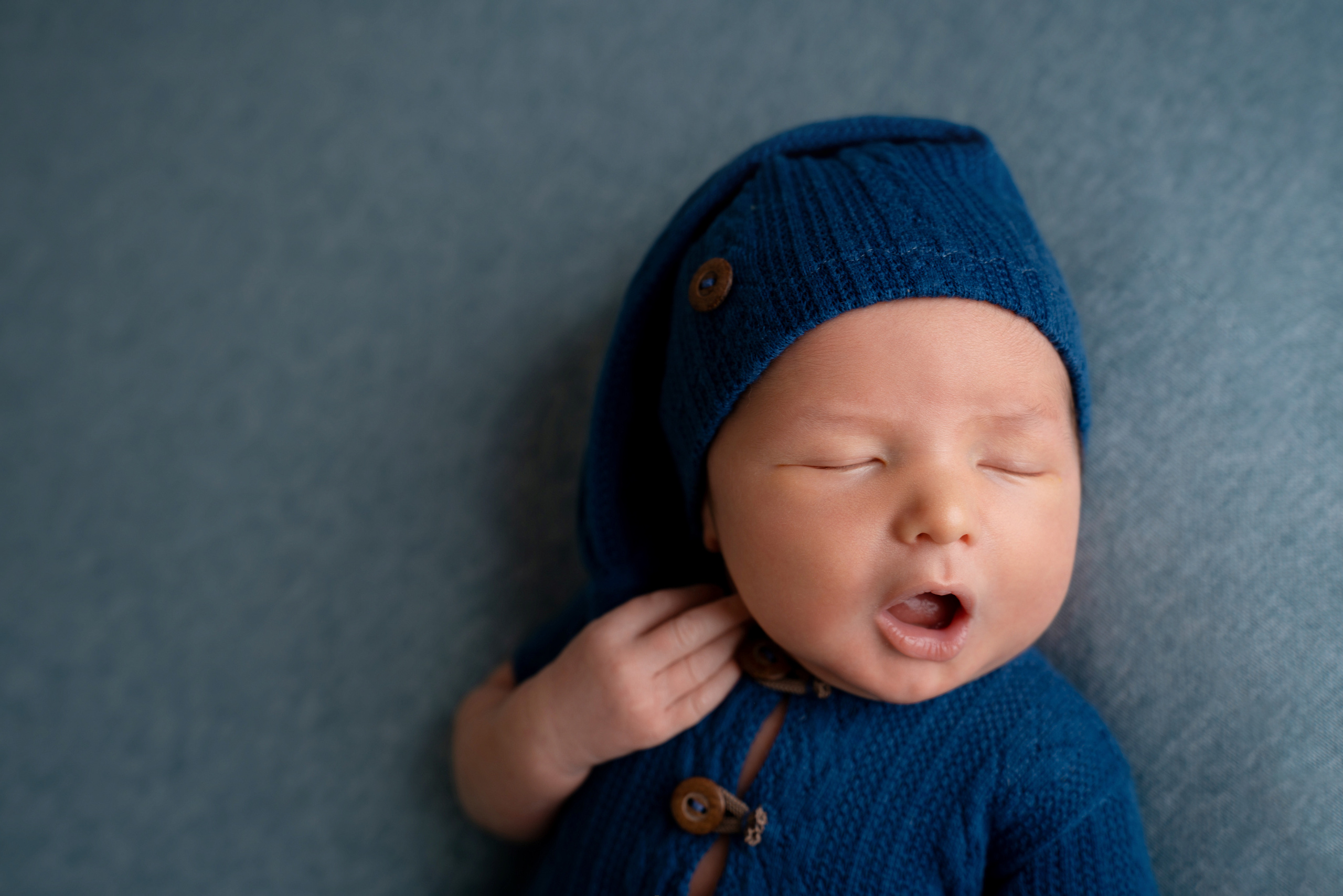 Ньюборн. Фотограф новорожденных Оренбург и свадебный фотограф Оренбург