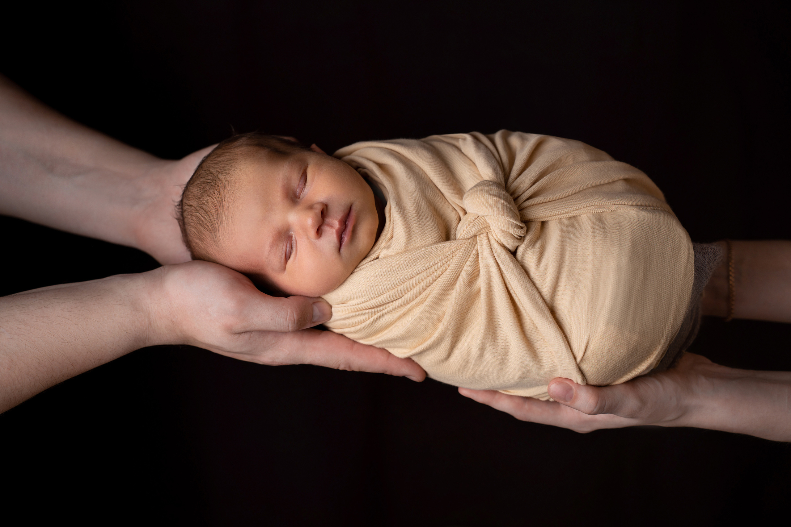 Ньюборн. Фотограф новорожденных Оренбург и свадебный фотограф Оренбург