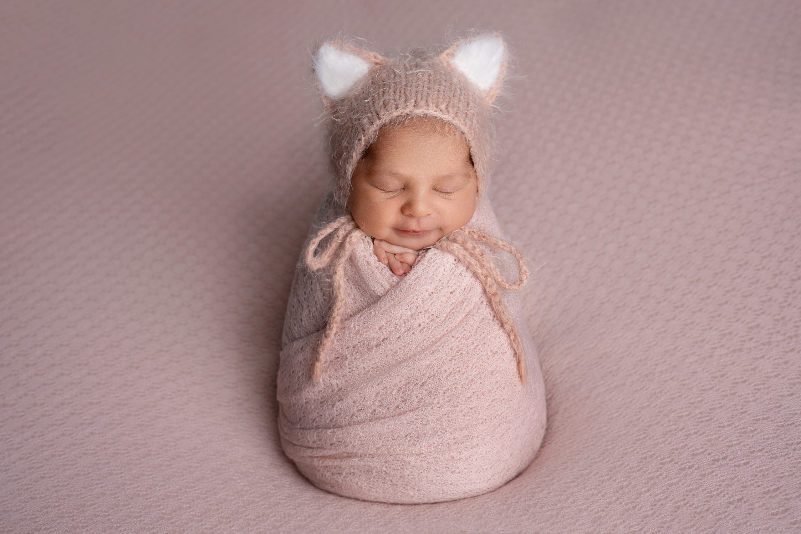 Ньюборн. Фотограф новорожденных Оренбург и свадебный фотограф Оренбург