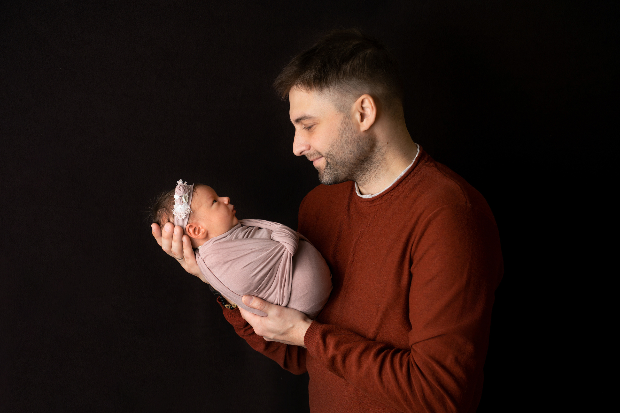 Фото с родителями/Макроснимки. Фотограф новорожденных Оренбург и свадебный фотограф Оренбург