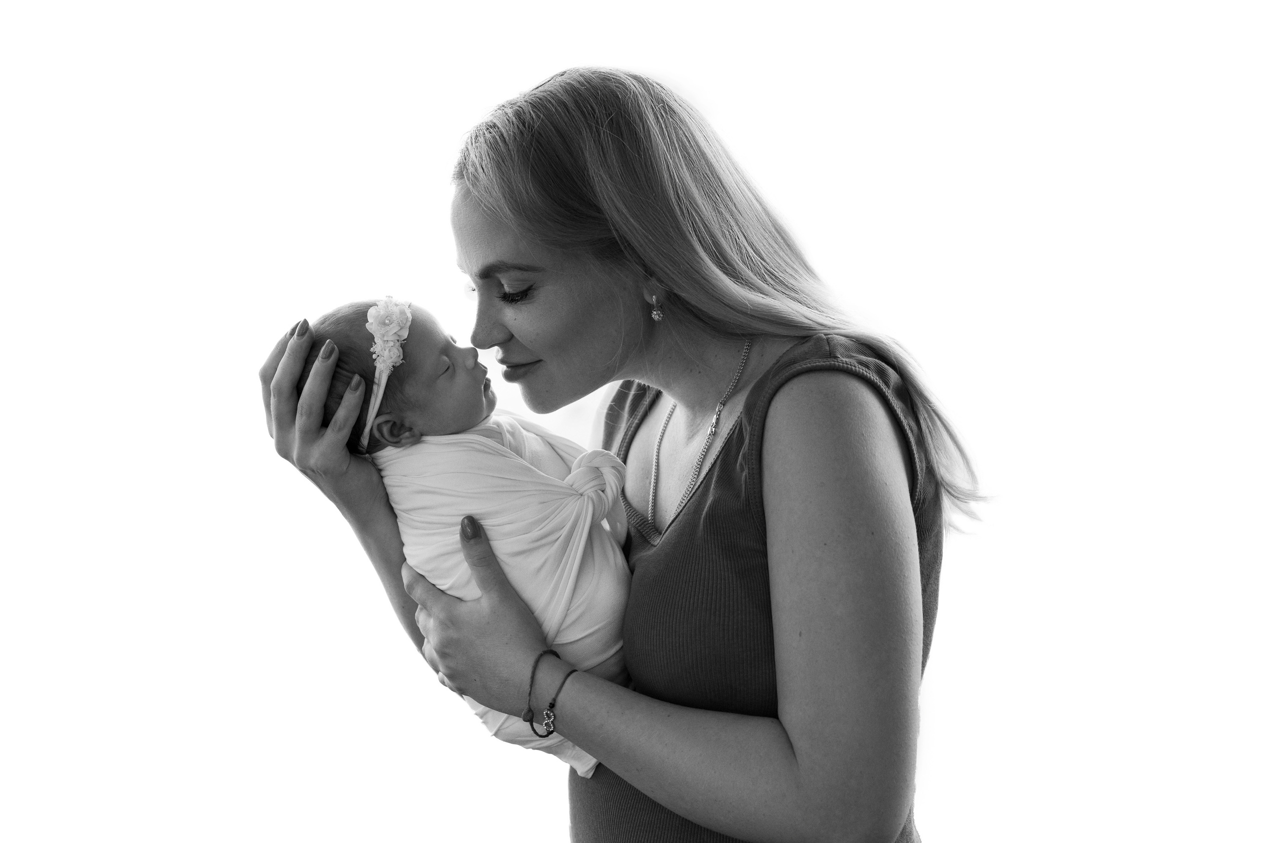 Фото с родителями/Макроснимки. Фотограф новорожденных Оренбург и свадебный фотограф Оренбург