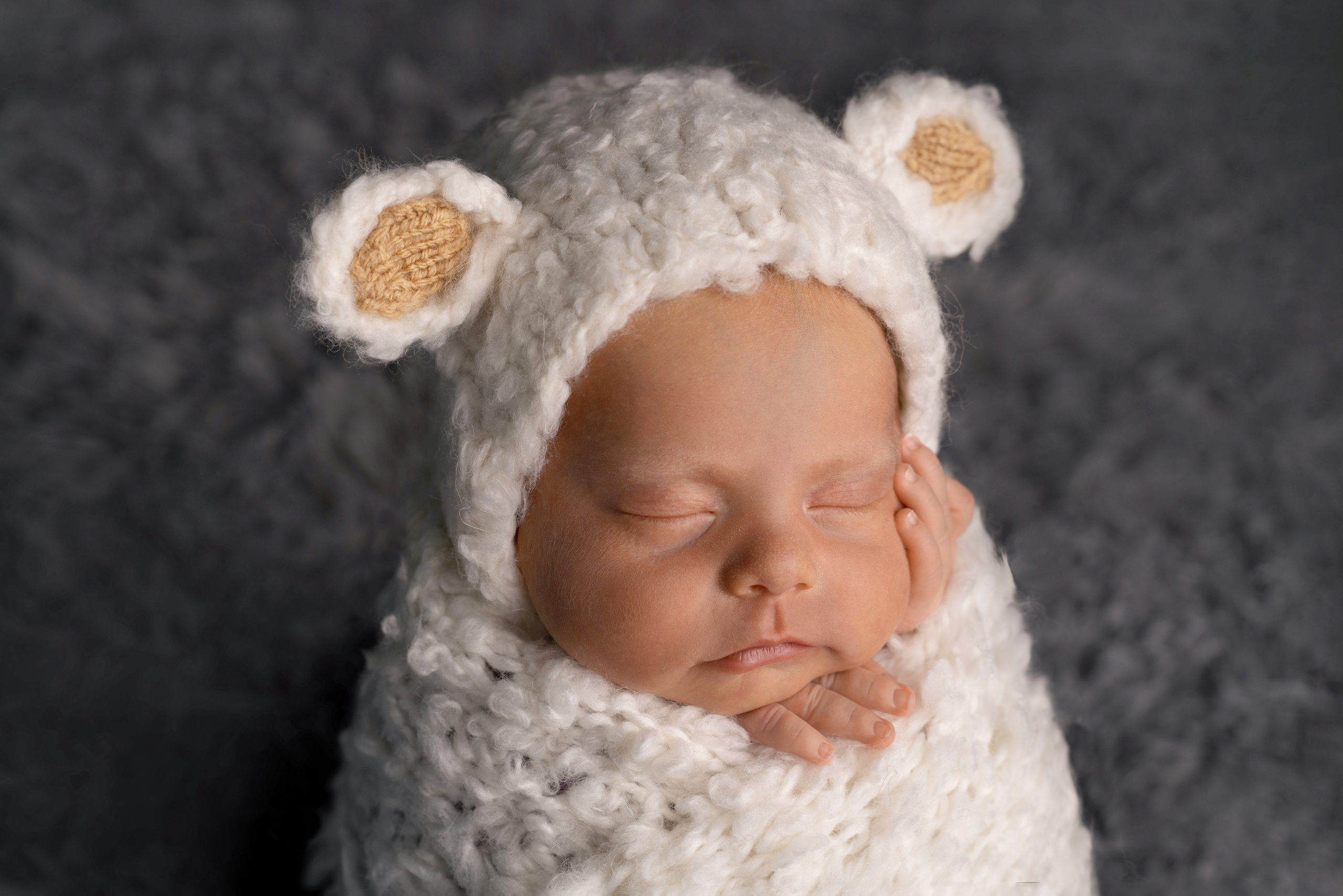 Ньюборн. Фотограф новорожденных Оренбург и свадебный фотограф Оренбург