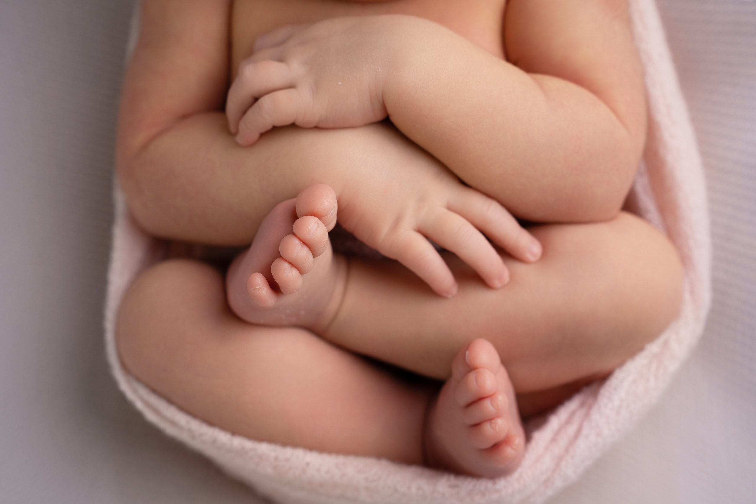 Фото с родителями/Макроснимки. Фотограф новорожденных Оренбург и свадебный фотограф Оренбург