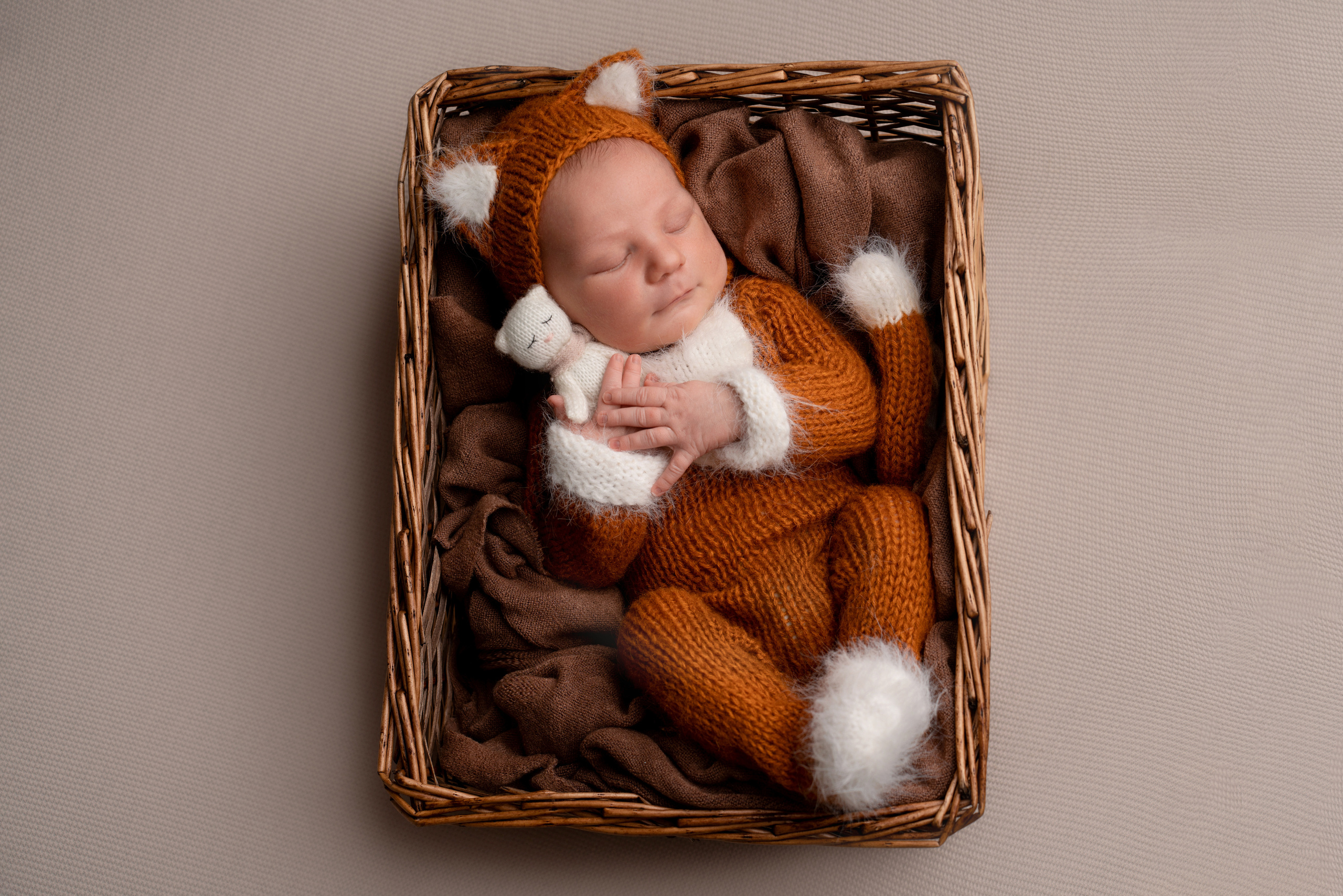 Ньюборн. Фотограф новорожденных Оренбург и свадебный фотограф Оренбург