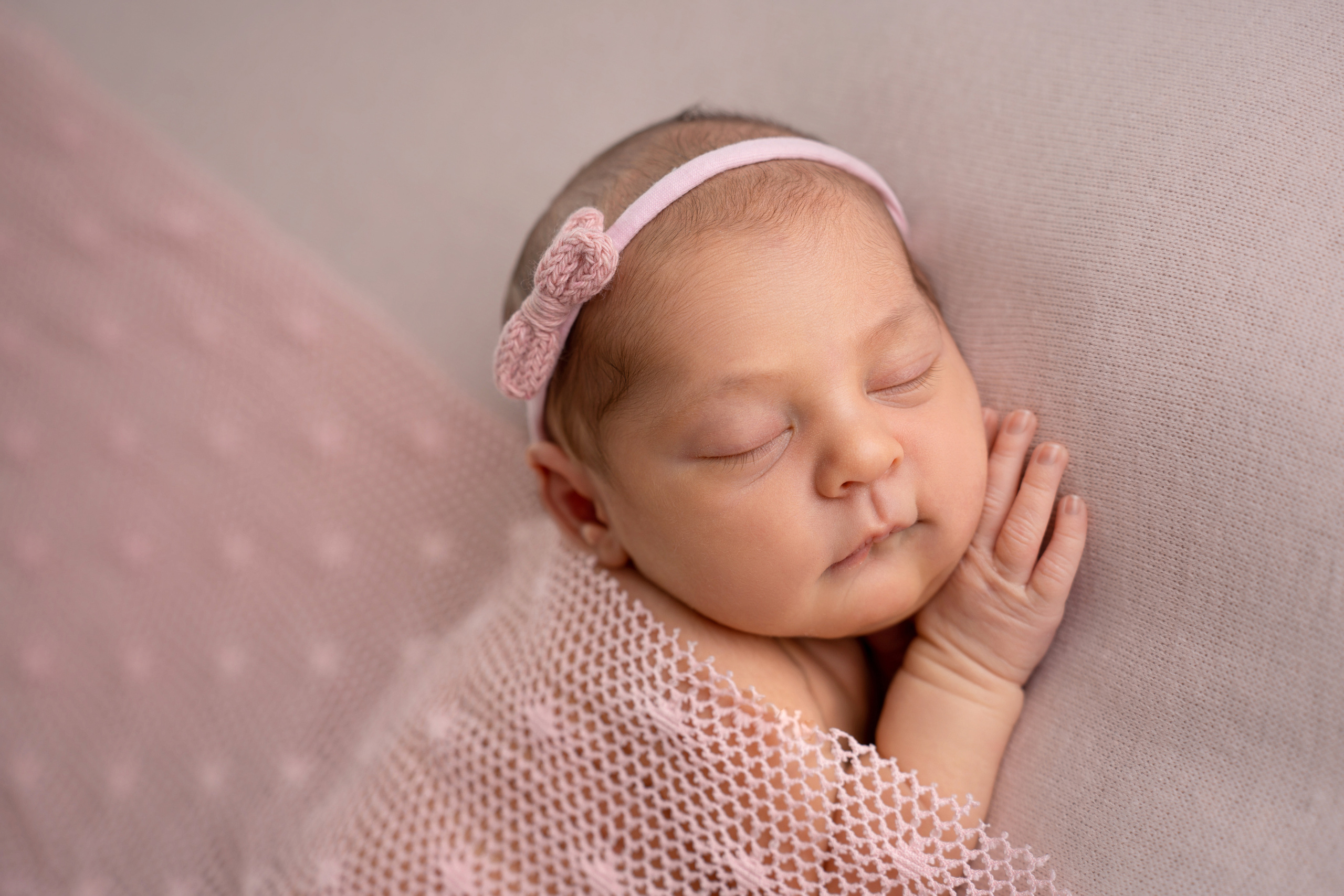 Ньюборн. Фотограф новорожденных Оренбург и свадебный фотограф Оренбург