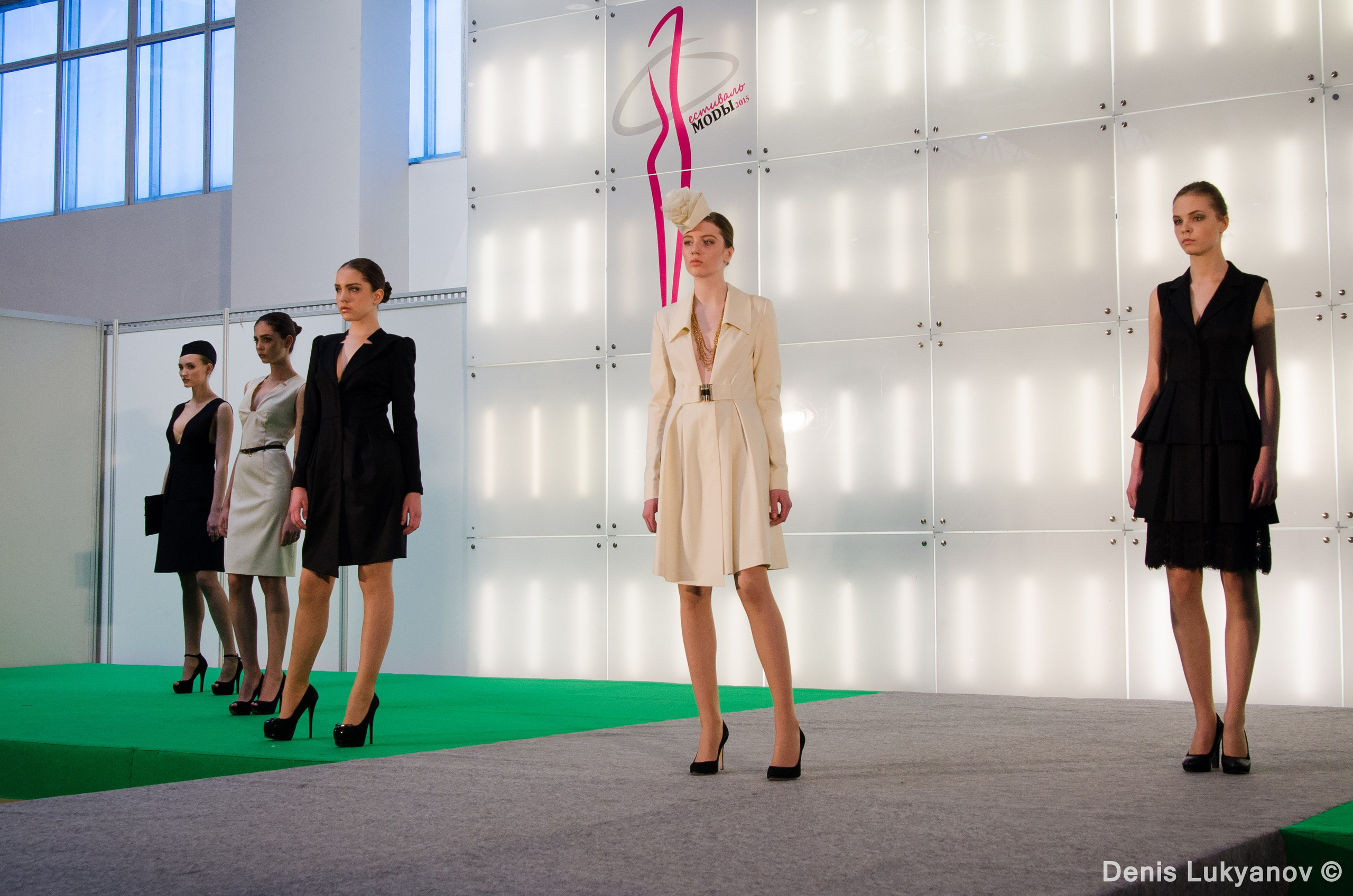 Формула Моды.Континент. Свадебный и семейный фотограф Денис Лукьянов в Краснодаре, Краснодарском крае и Республике Крым