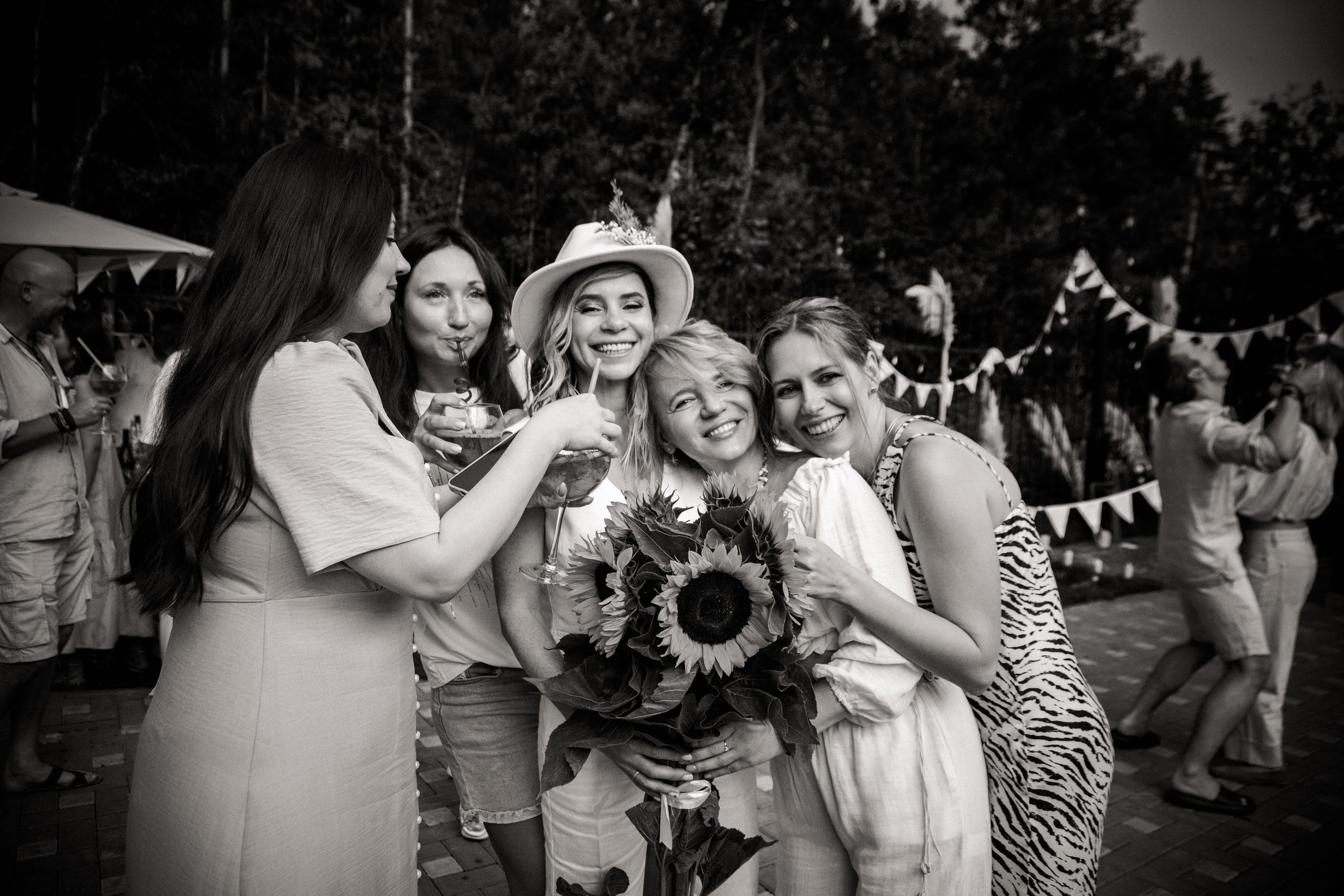 Свадебная фотосъемка в загородном отеле «LaFa». Свадебный и семейный фотограф в Москве и Подмосковье Лариса Козлова