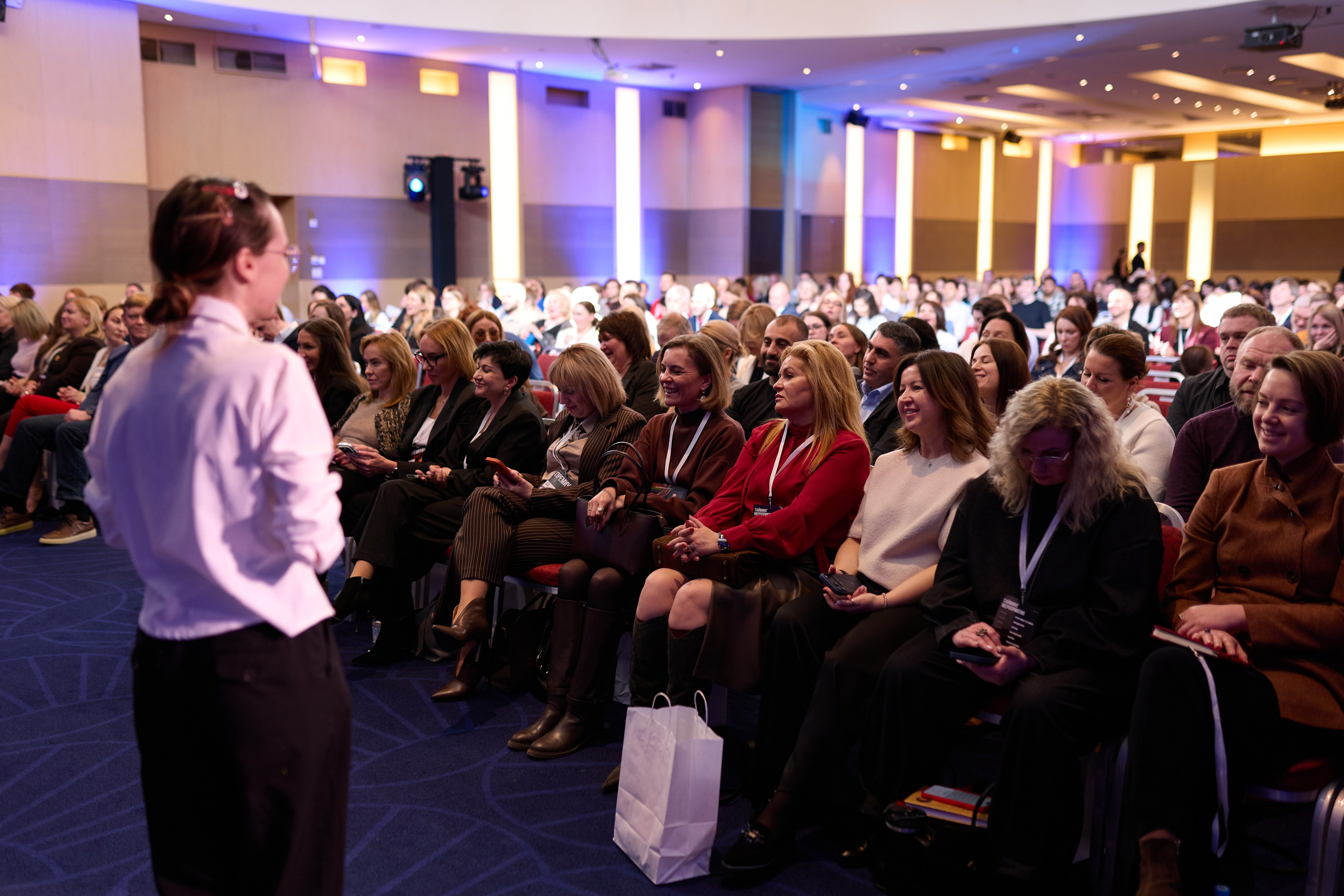 Форум «Точки Роста» — Бизнес-форум в СПБ. Репортажный фотограф в Санкт-Петербурге — Федор Борисов | Съемка мероприятий