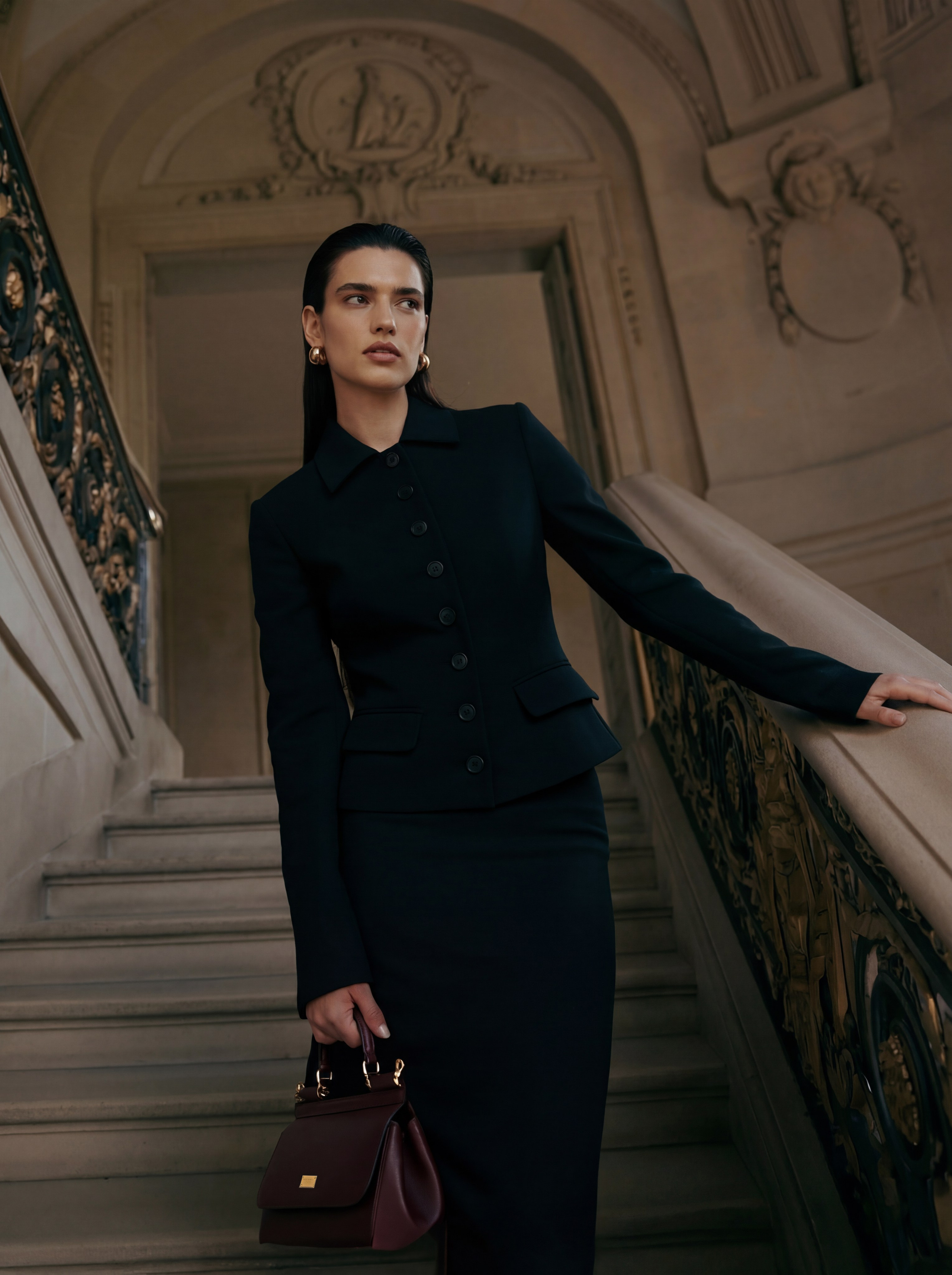 Стоимость. Ai-креатор для брендов alinasozdaet