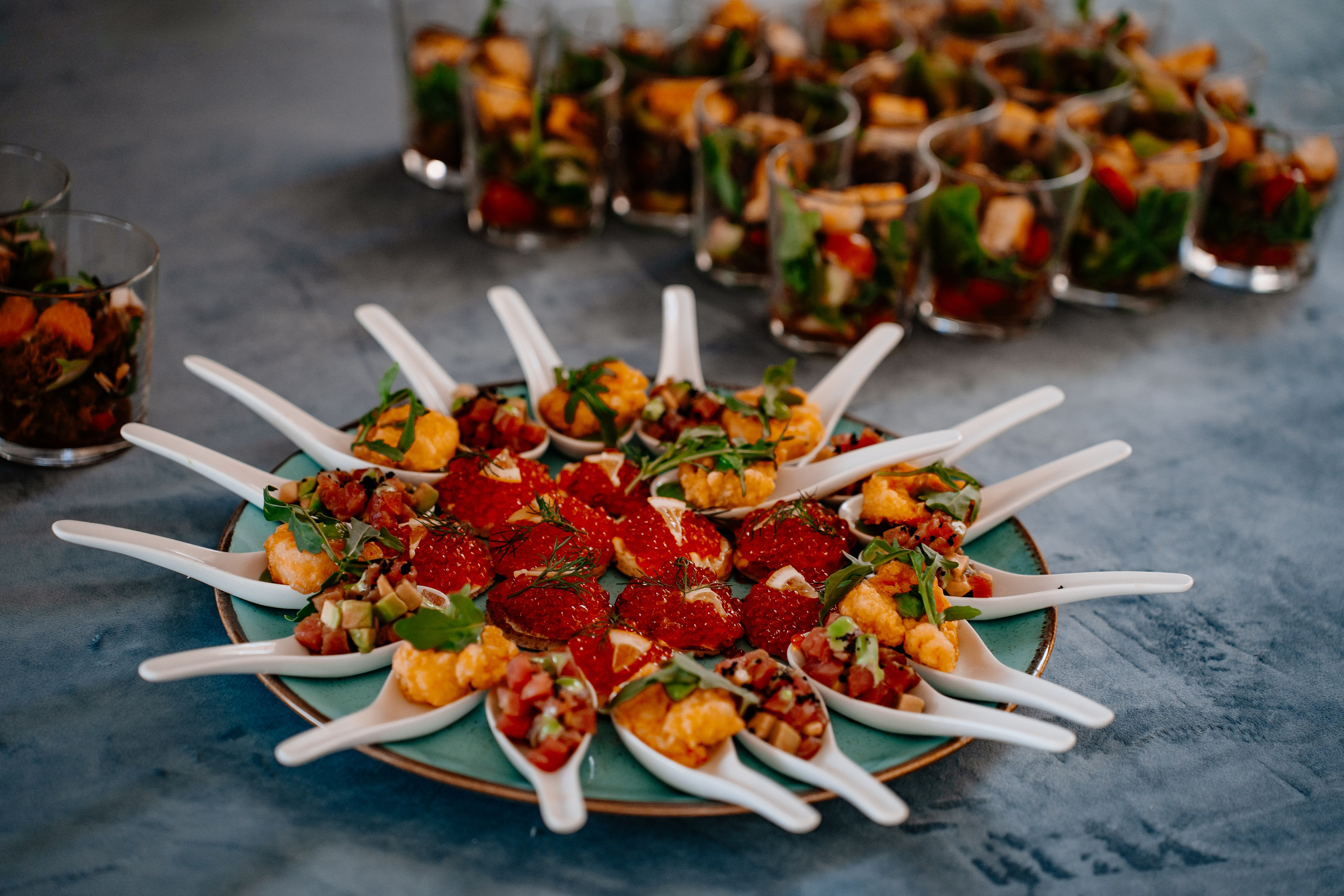 Выездная регистрация свадьбы в ресторане River Club Moscow. Свадебный и семейный фотограф в Москве Светлана Зоткина