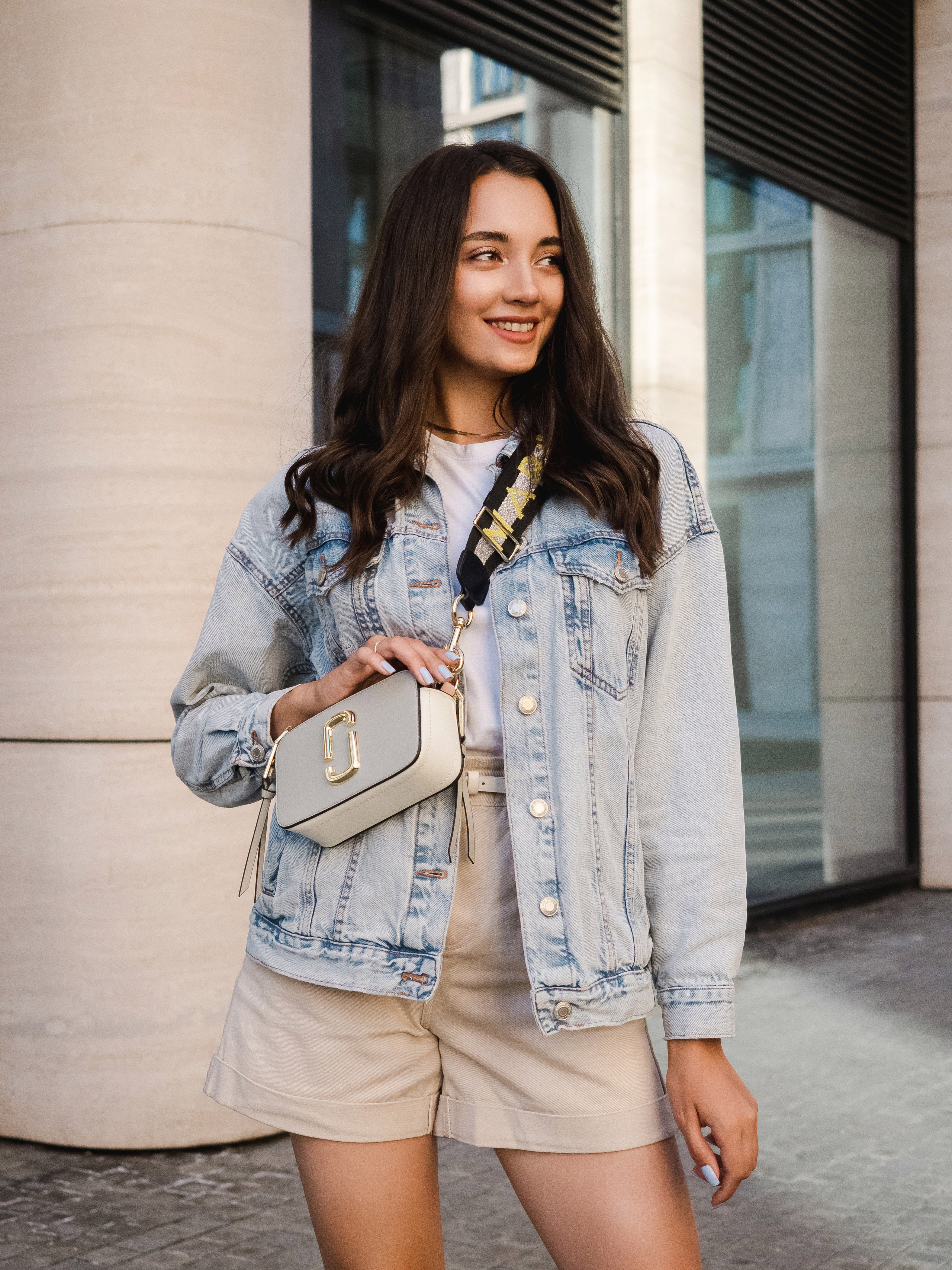 Bamong. Фотограф и видеограф Виктор Пати