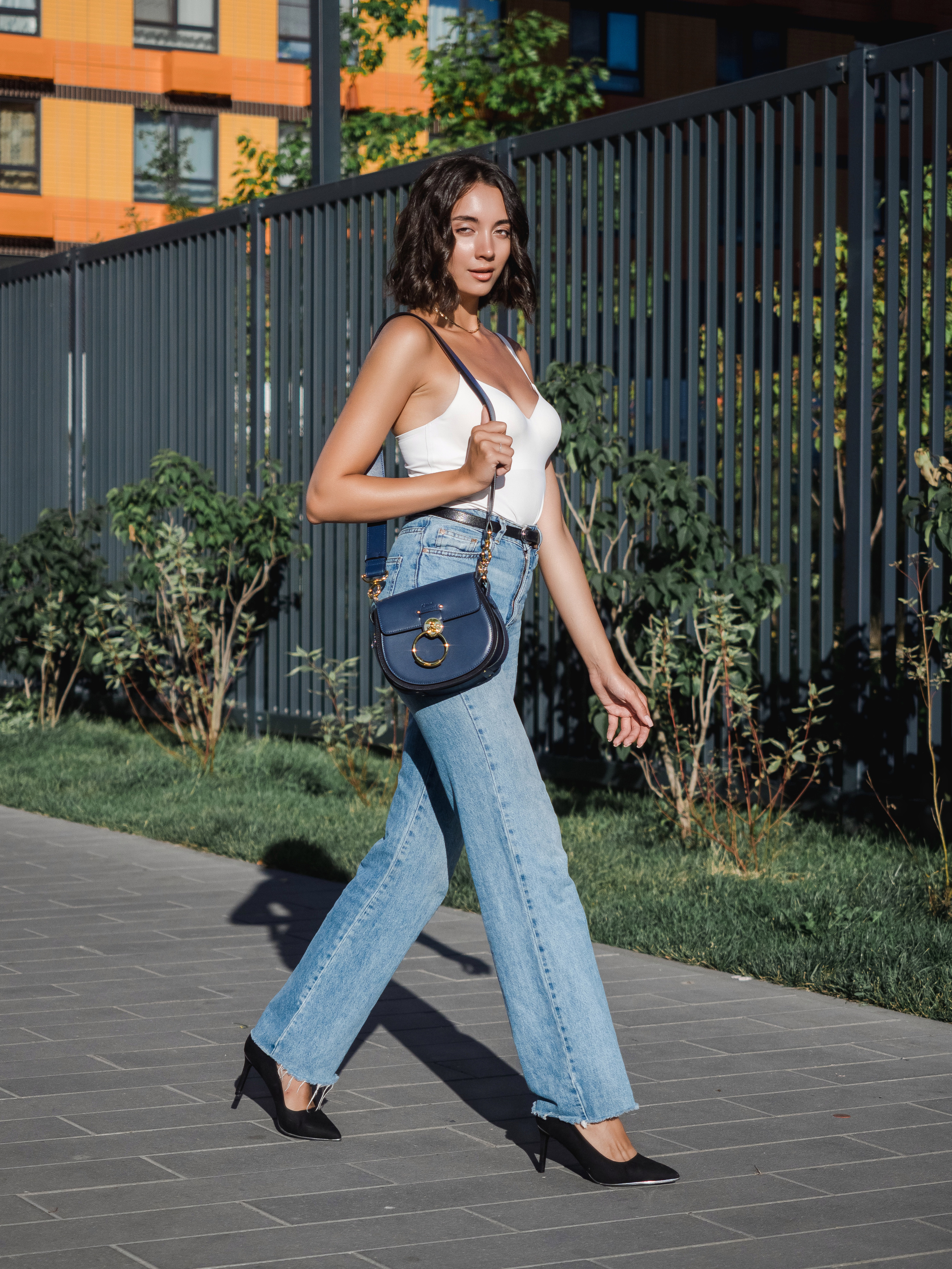 Маркет-плейсы — Bamong. Фотограф и видеограф Виктор Пати