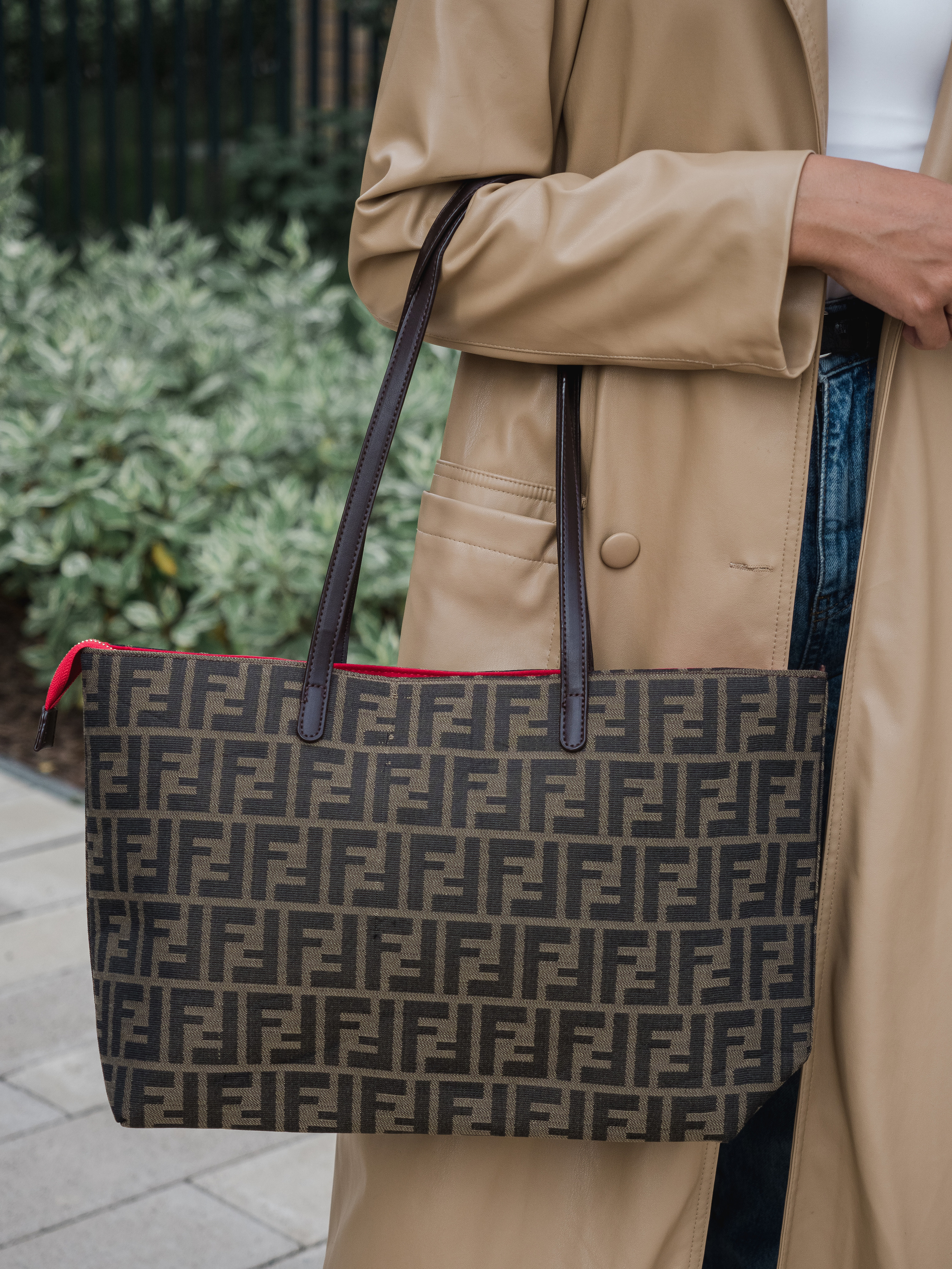 Маркет-плейсы — Bamong. Фотограф и видеограф Виктор Пати