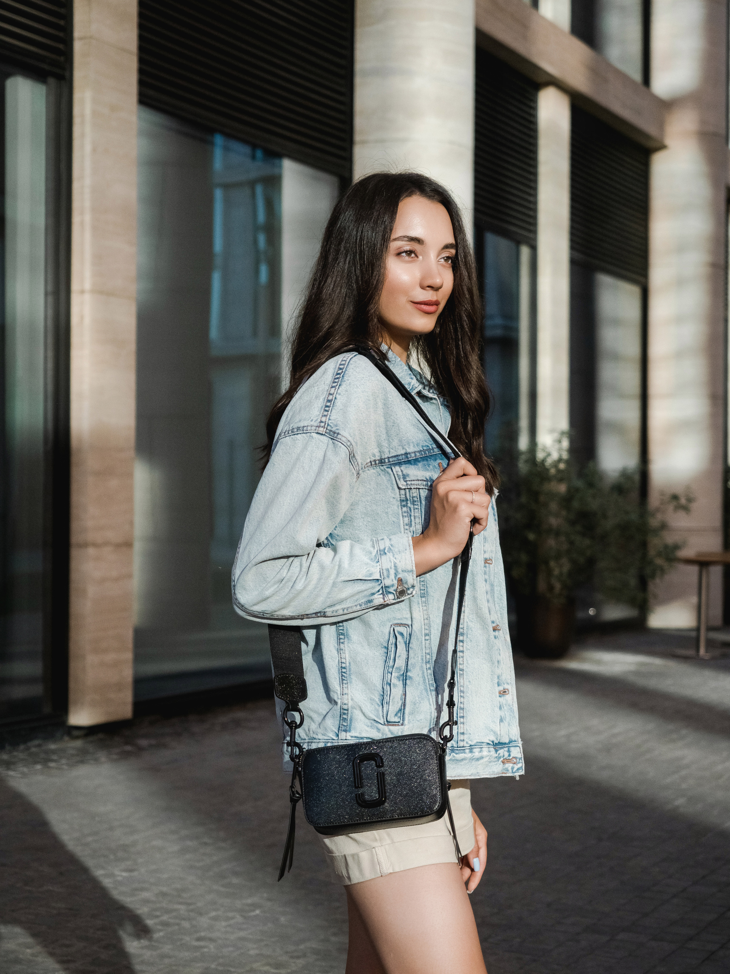 Bamong. Фотограф и видеограф Виктор Пати