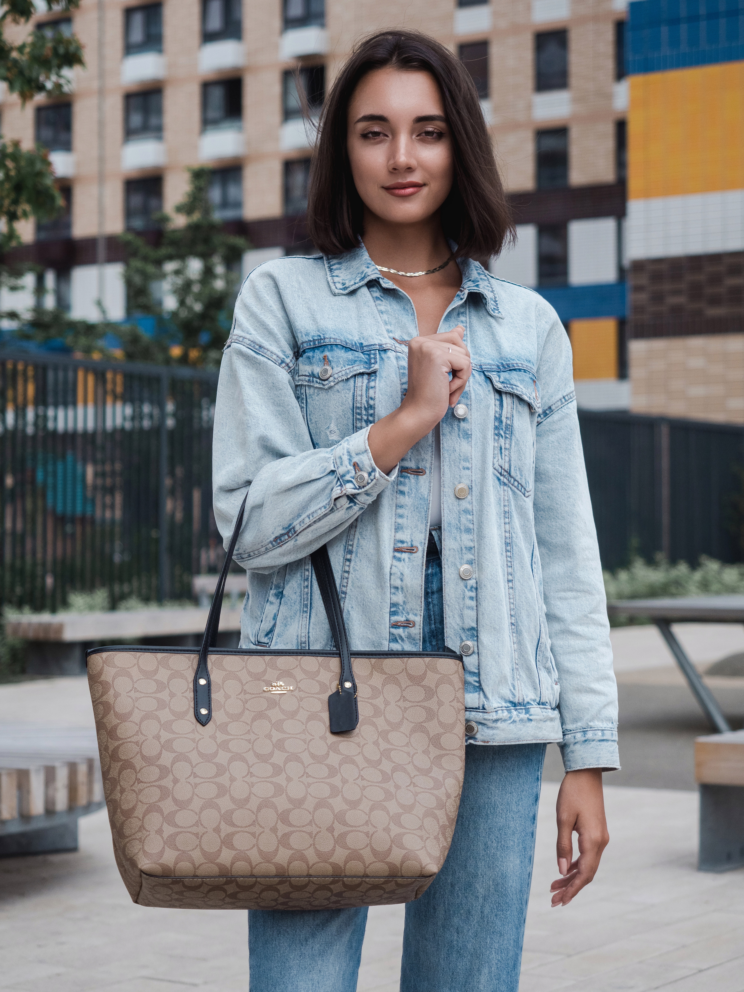 Маркет-плейсы — Bamong. Фотограф и видеограф Виктор Пати