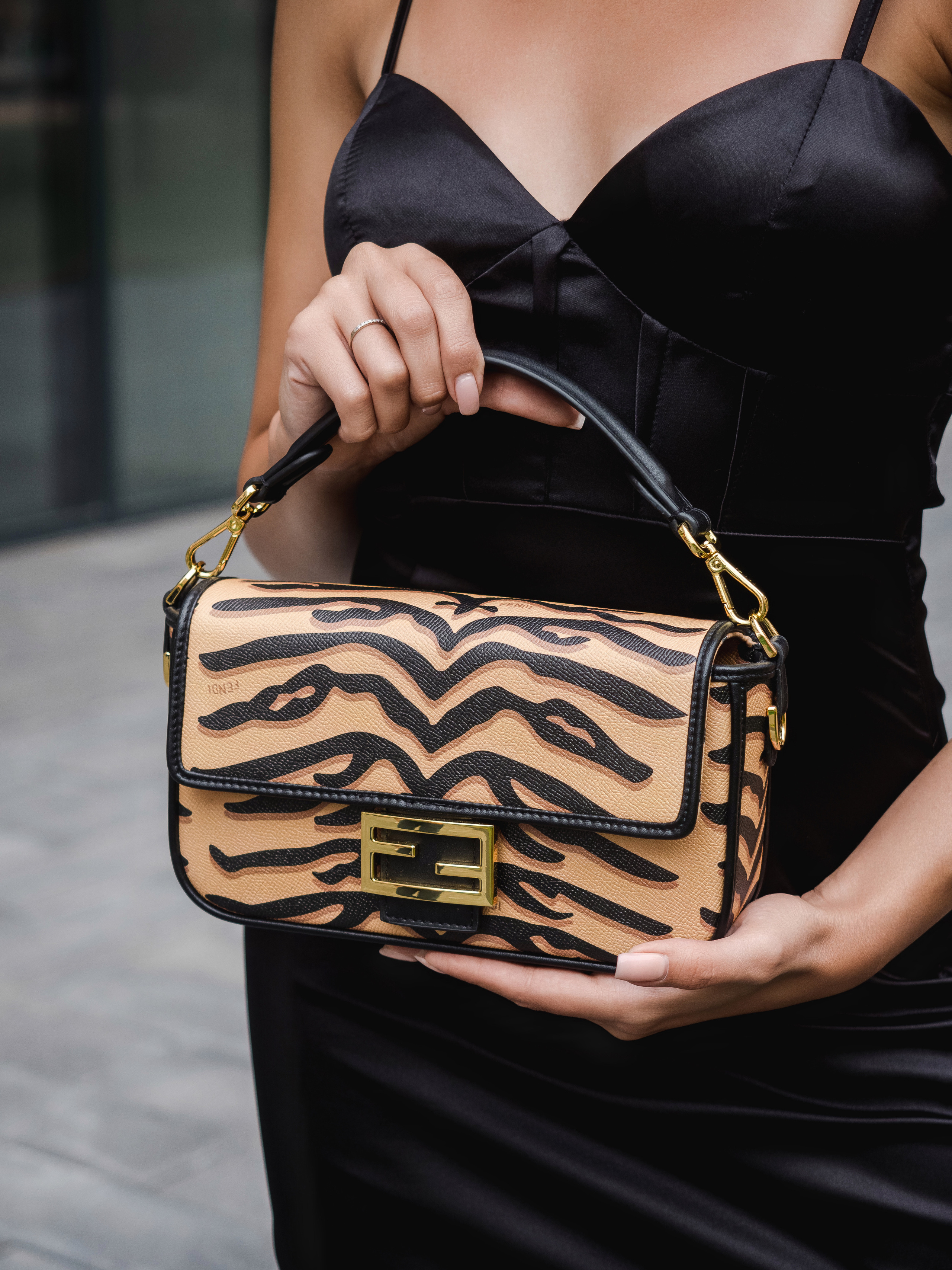 Маркет-плейсы — Bamong. Фотограф и видеограф Виктор Пати