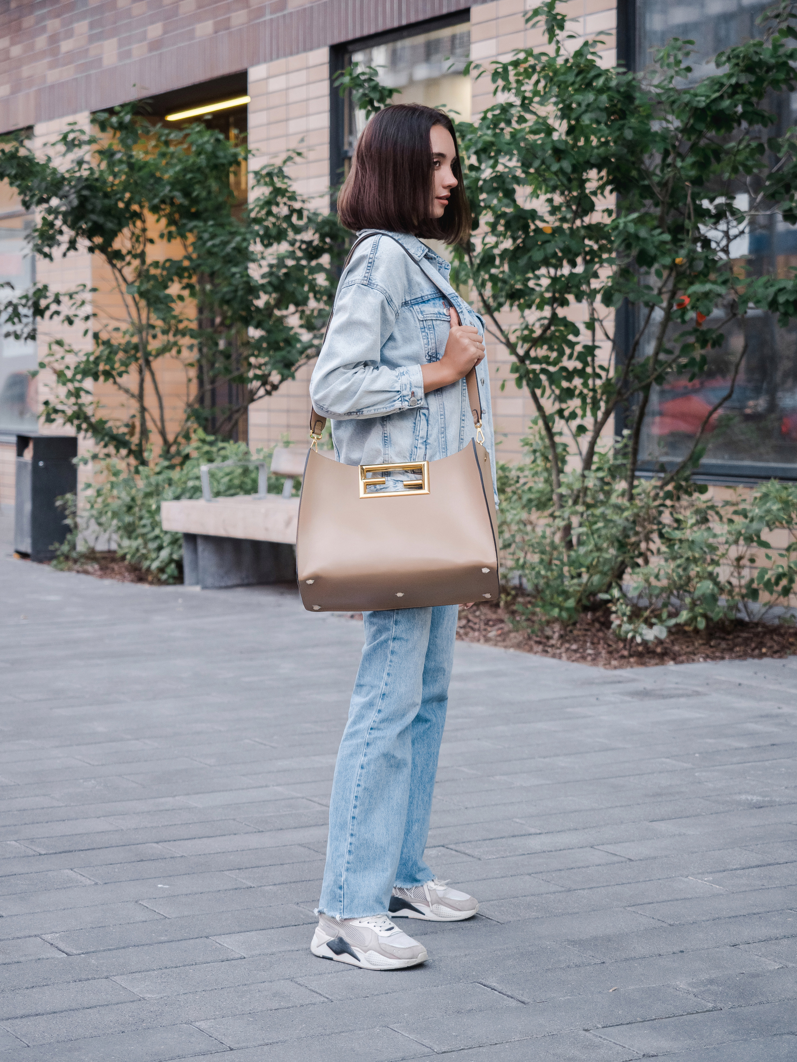 Маркет-плейсы — Bamong. Фотограф и видеограф Виктор Пати