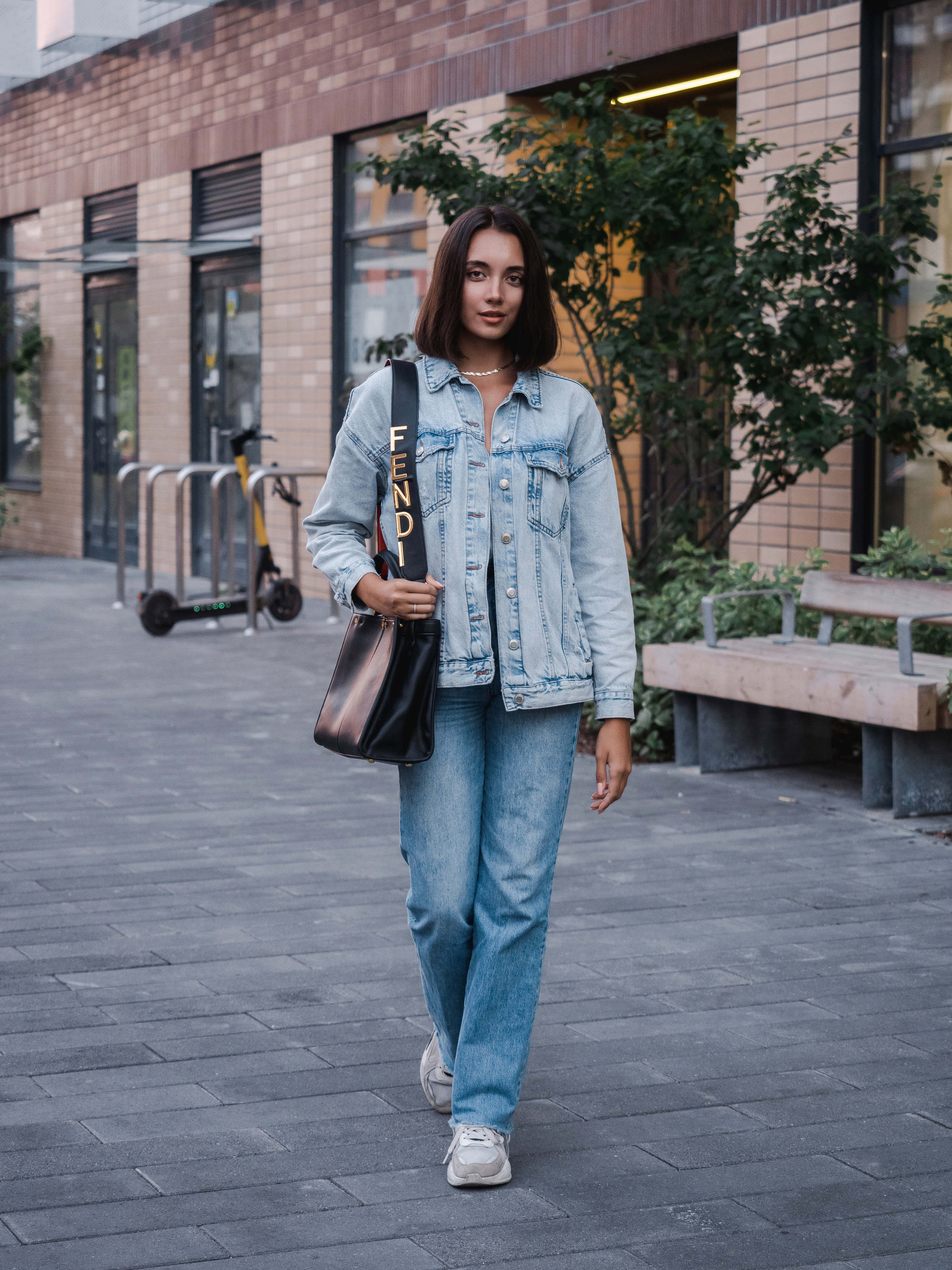 Маркет-плейсы — Bamong. Фотограф и видеограф Виктор Пати