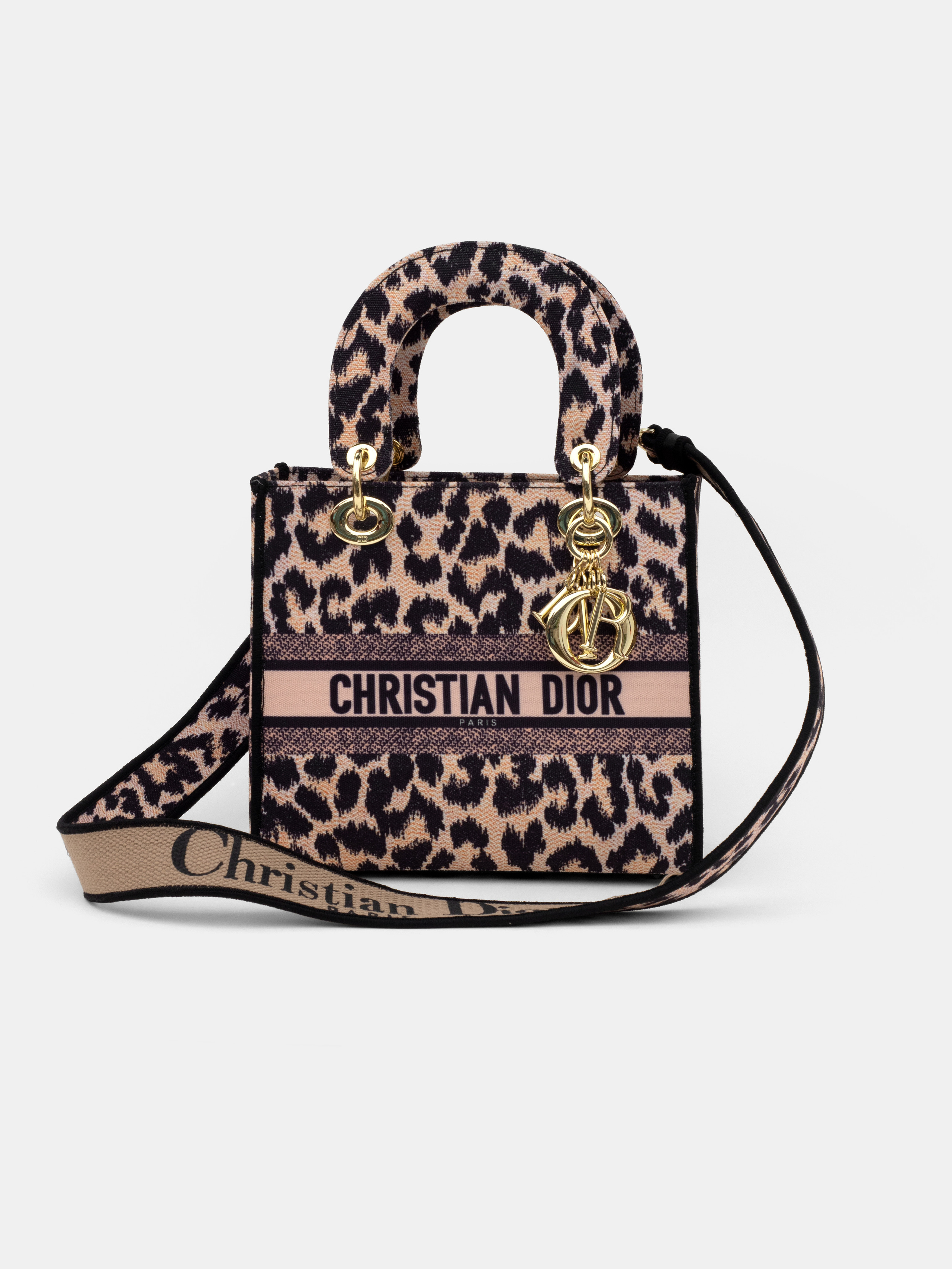 Каталог DIOR. Фотограф и видеограф Виктор Пати