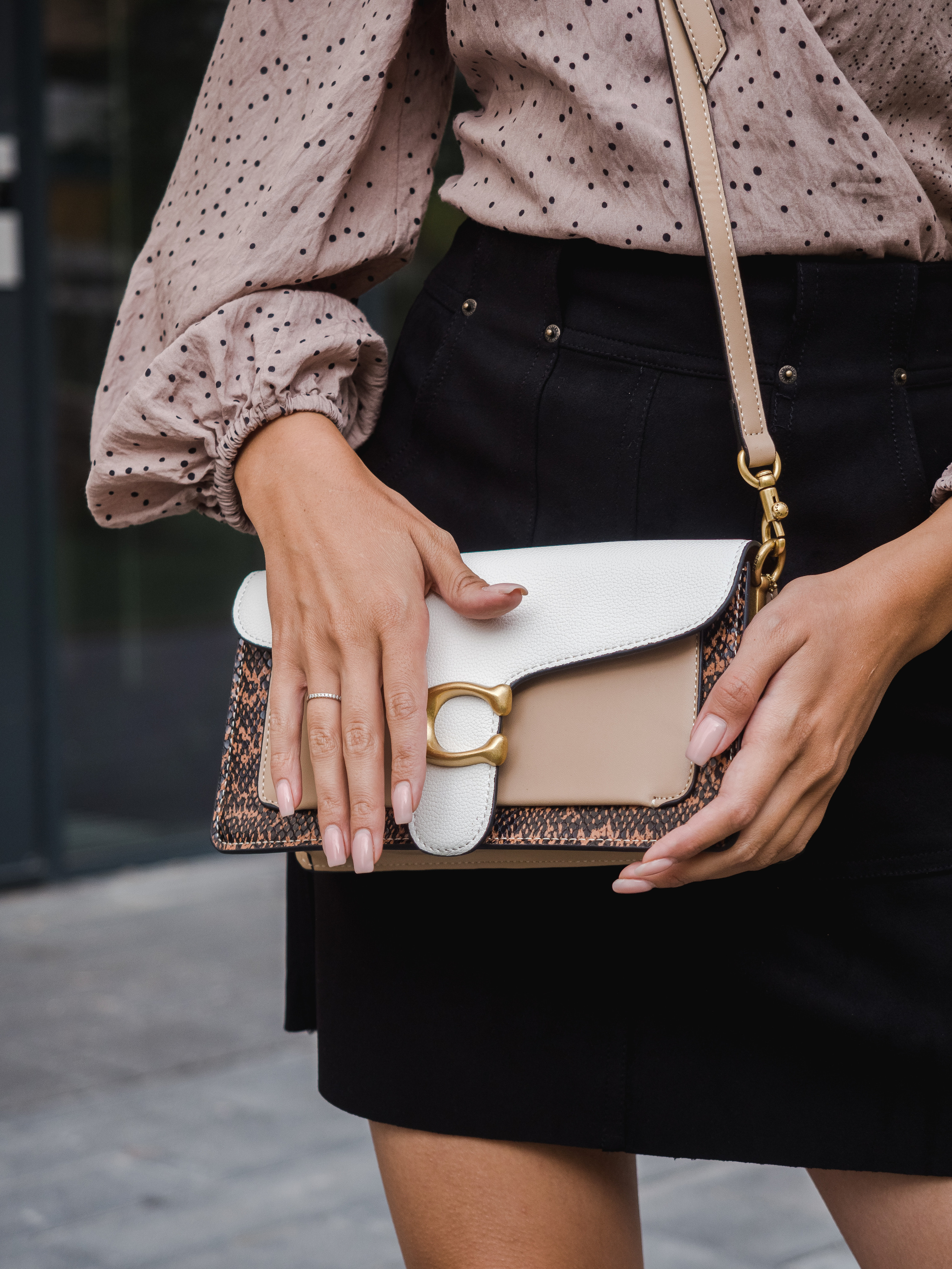 Маркет-плейсы — Bamong. Фотограф и видеограф Виктор Пати