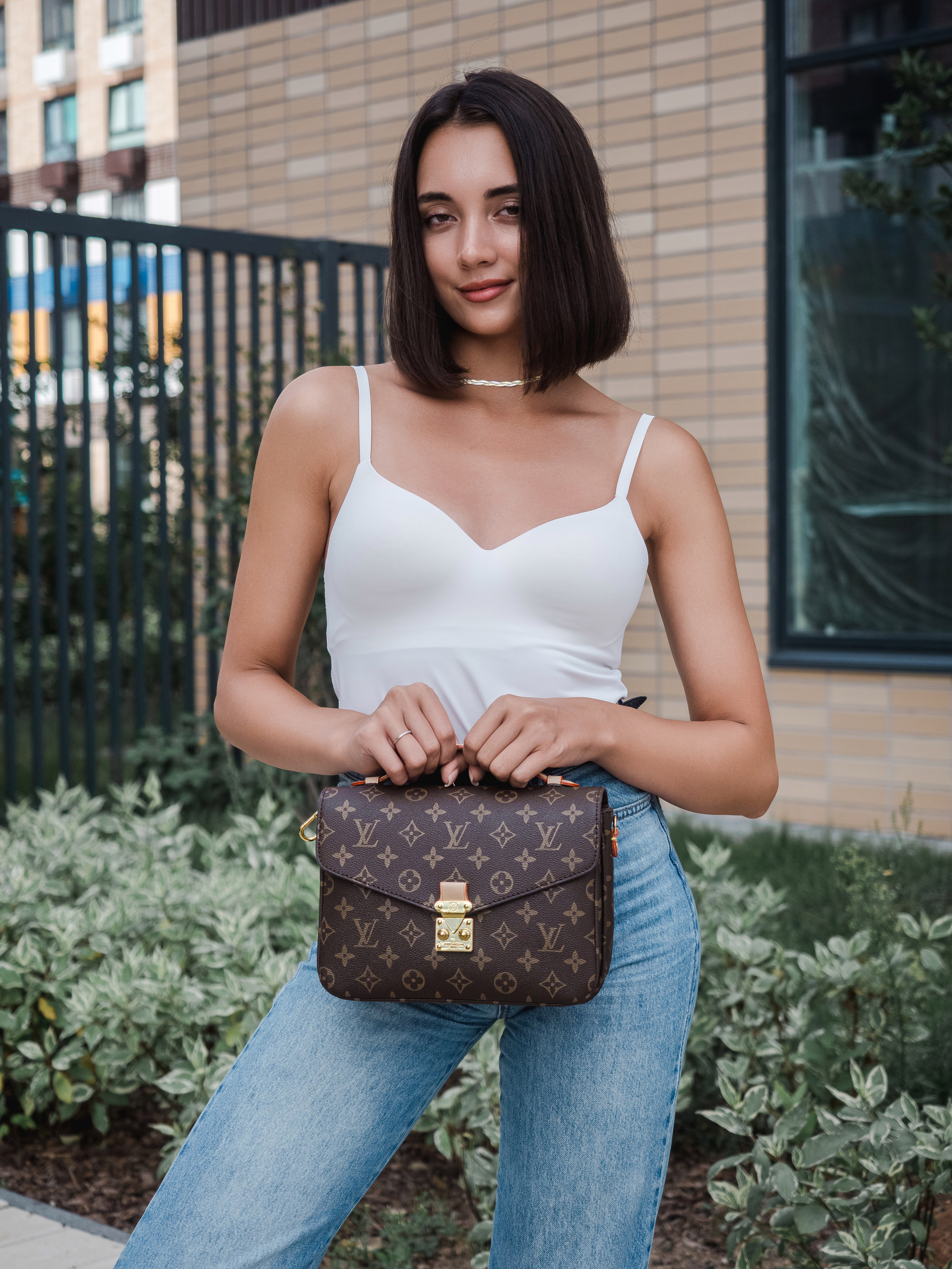 Маркет-плейсы — Bamong. Фотограф и видеограф Виктор Пати