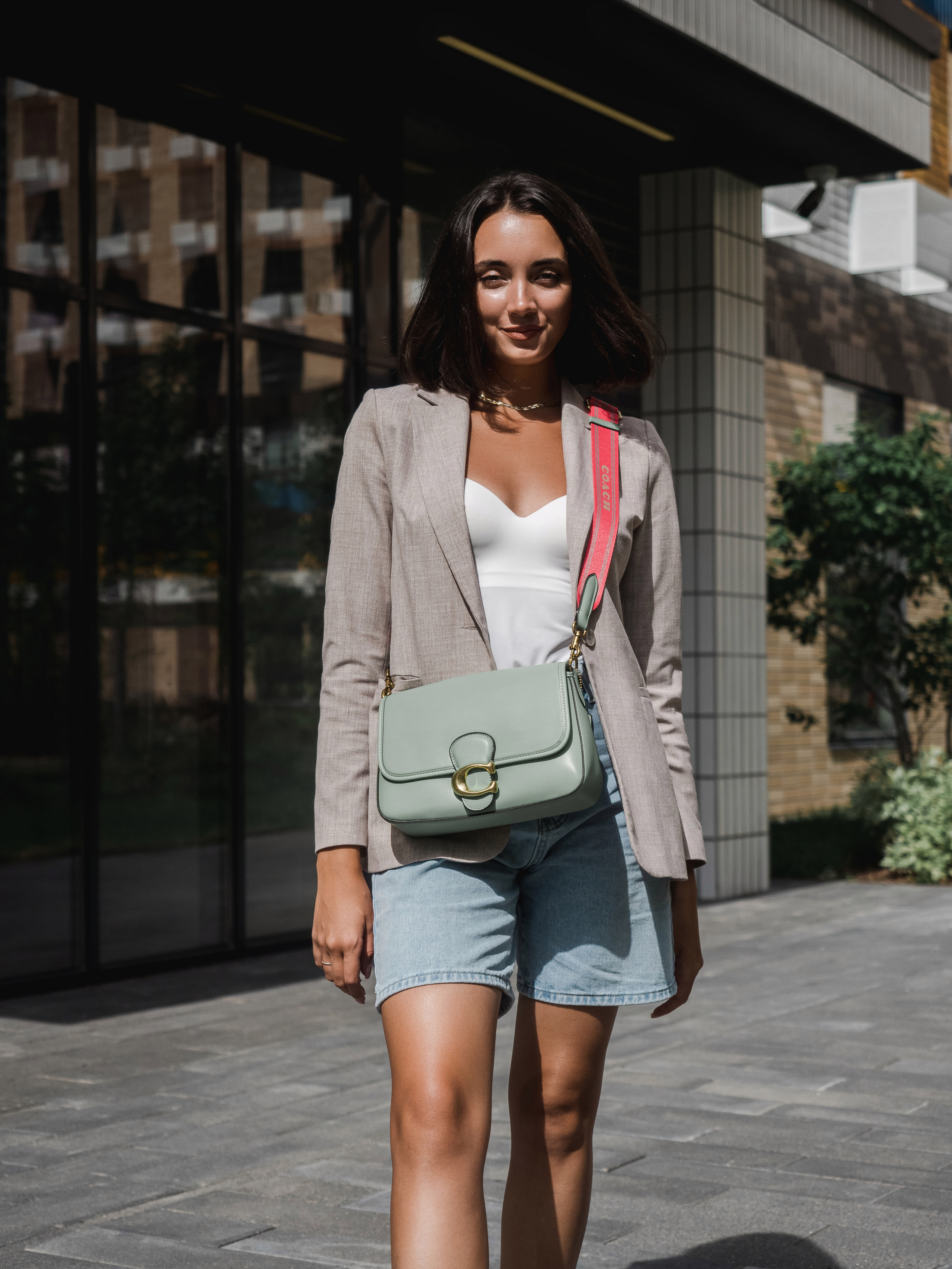 Маркет-плейсы — Bamong. Фотограф и видеограф Виктор Пати