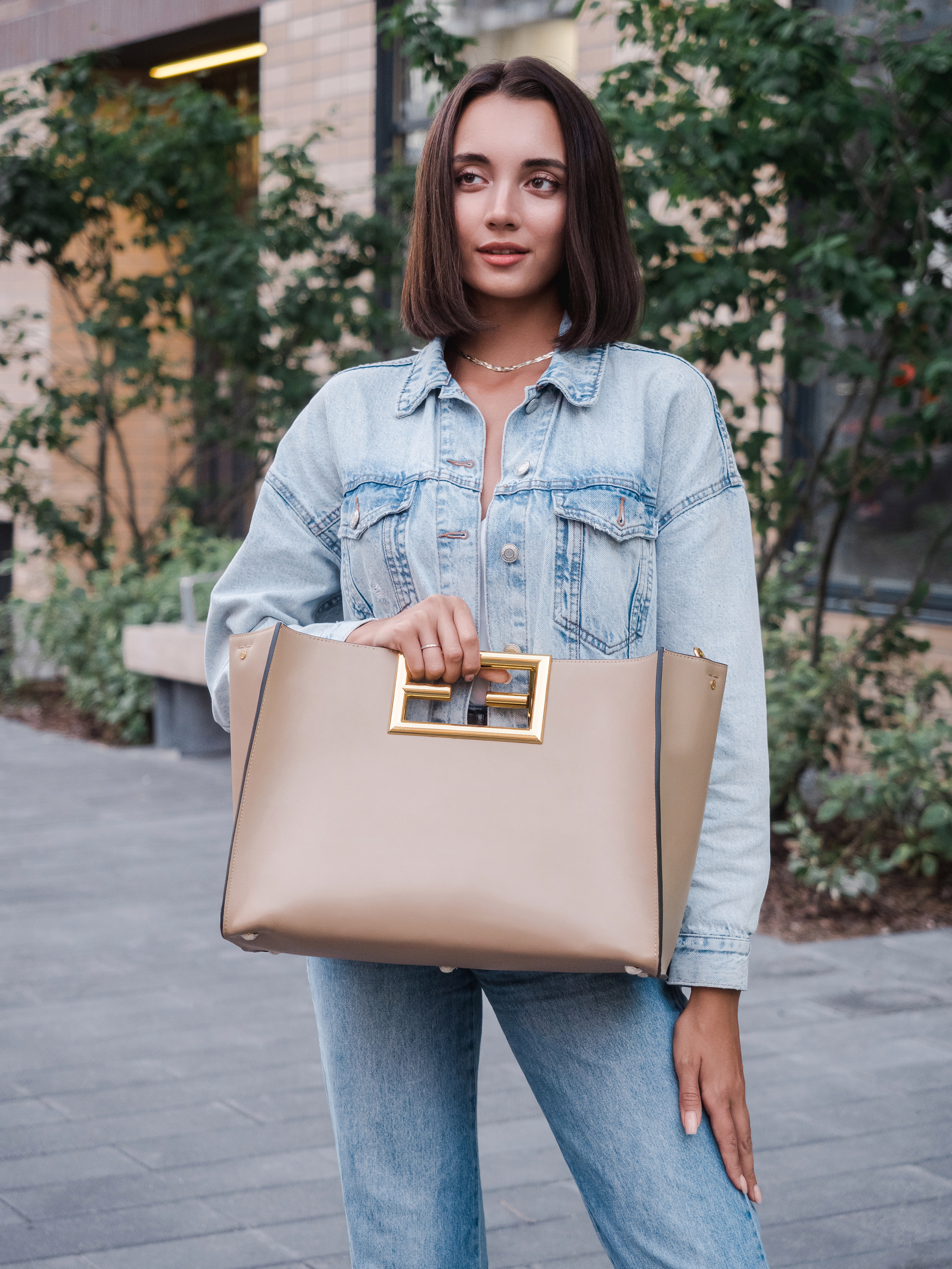 Маркет-плейсы — Bamong. Фотограф и видеограф Виктор Пати