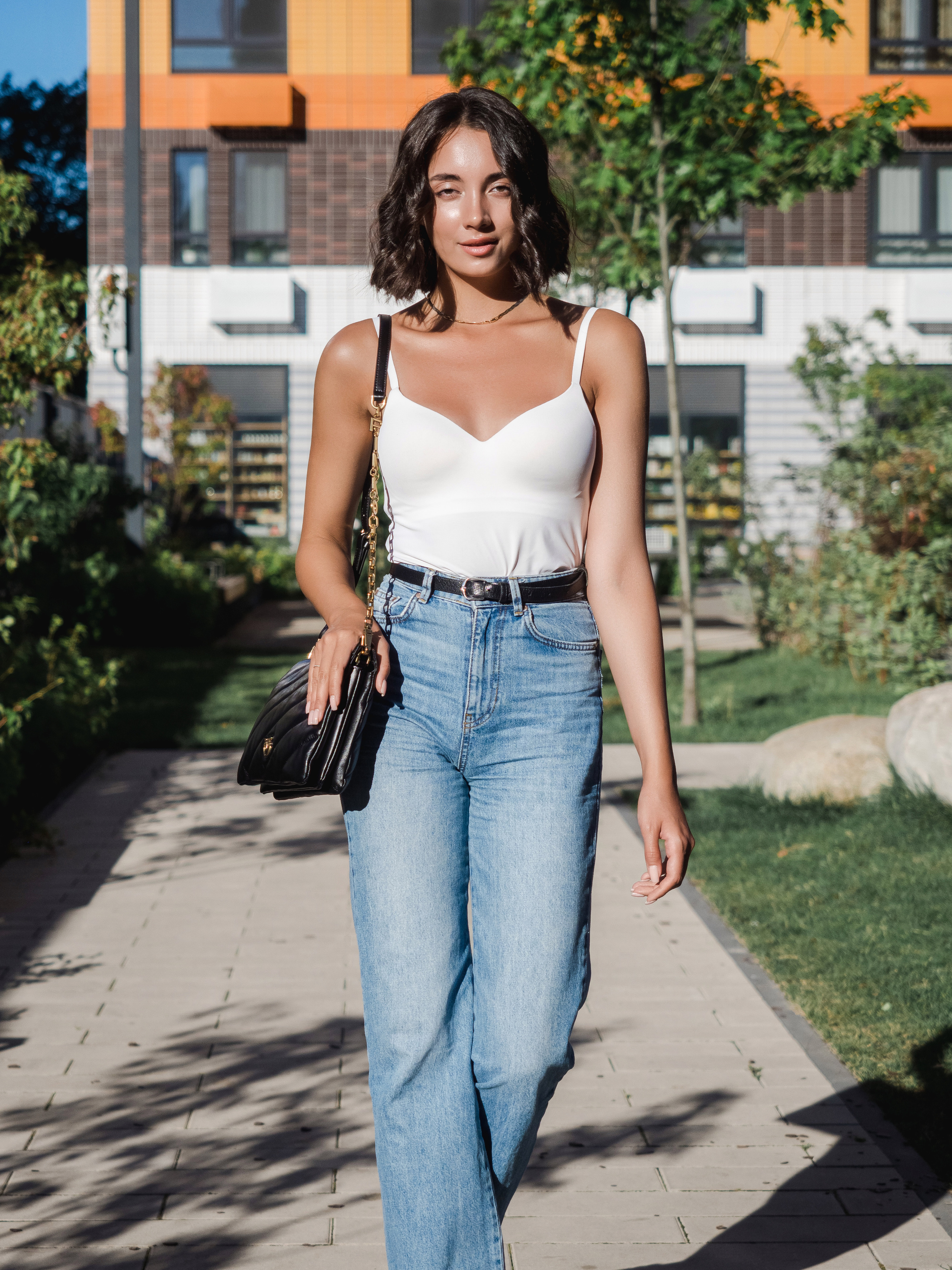 Маркет-плейсы — Bamong. Фотограф и видеограф Виктор Пати