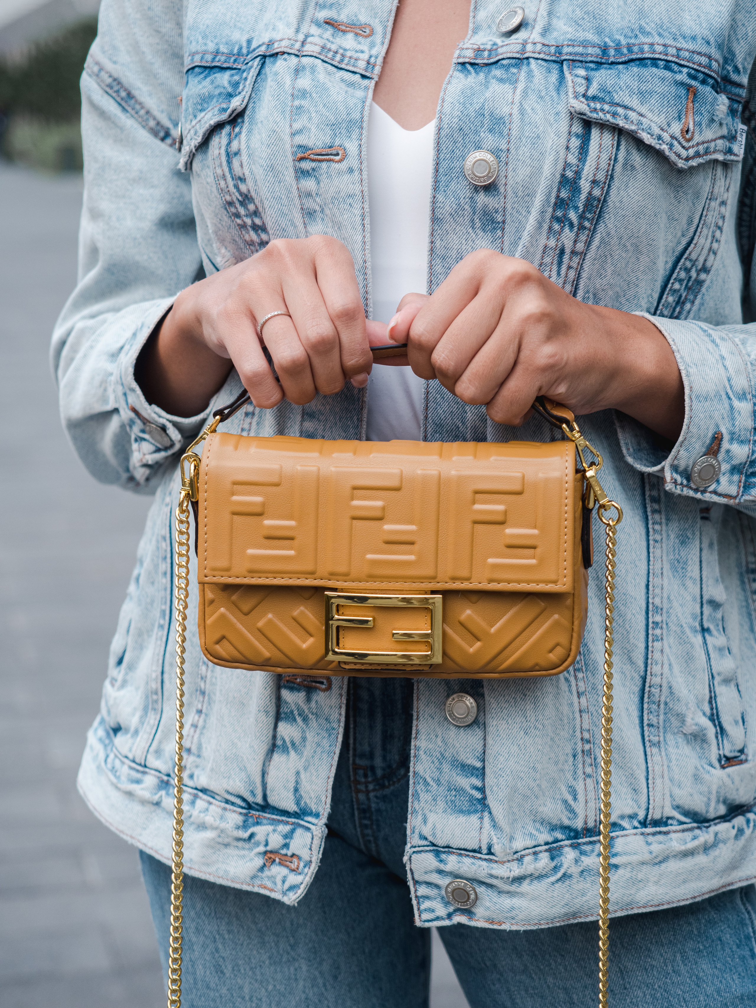 Маркет-плейсы — Bamong. Фотограф и видеограф Виктор Пати