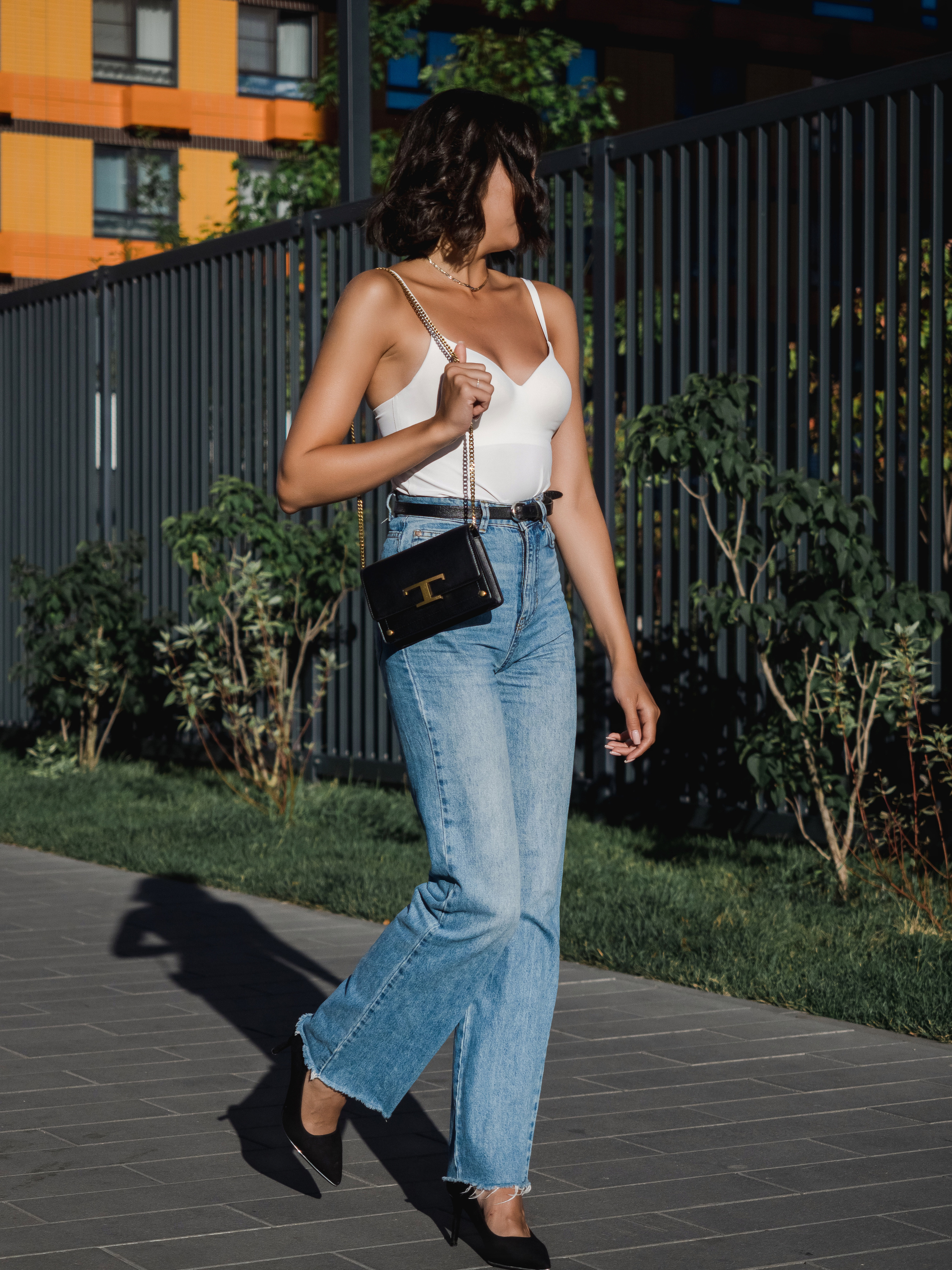 Маркет-плейсы — Bamong. Фотограф и видеограф Виктор Пати