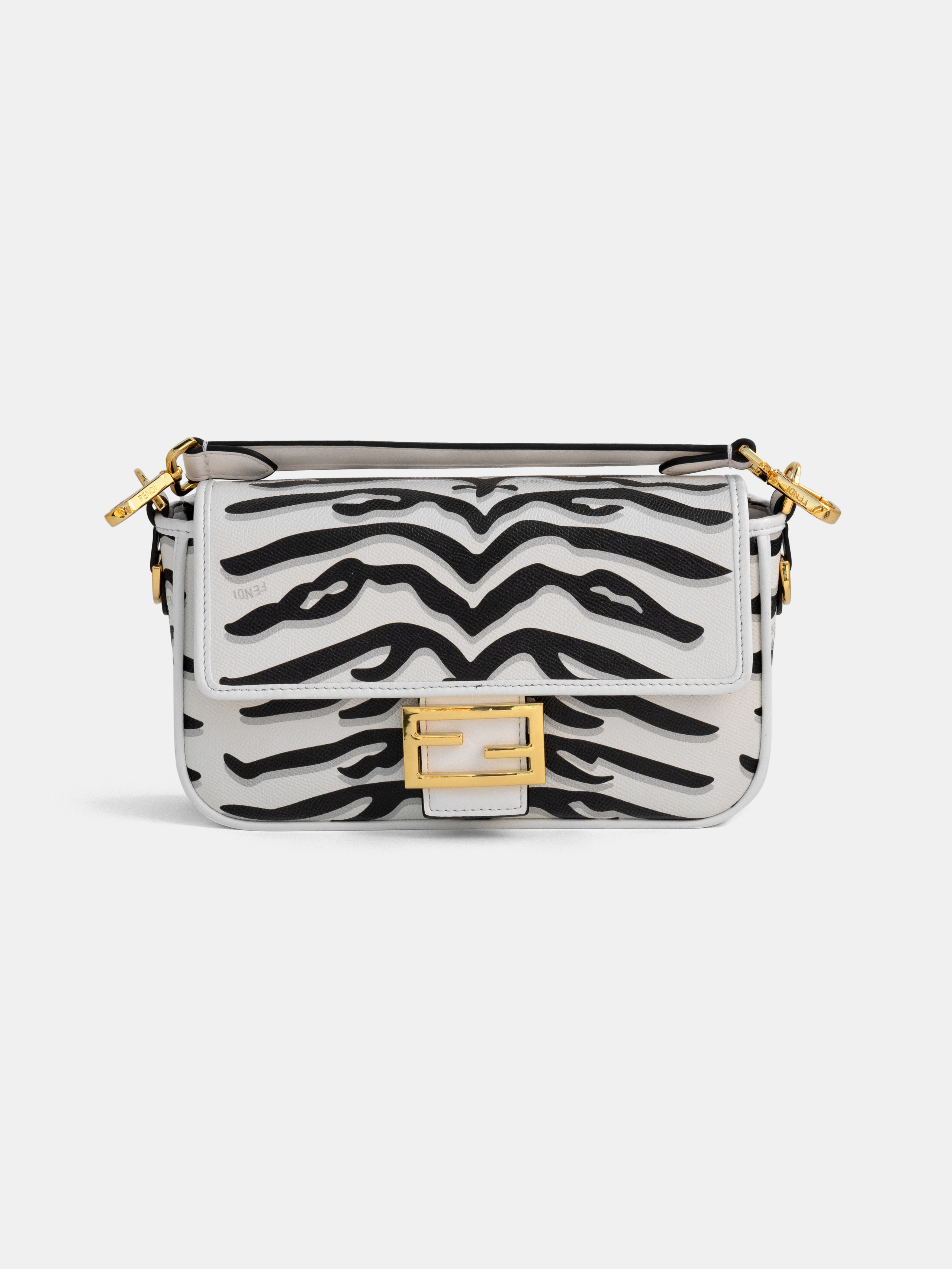 Каталог FENDI. Фотограф и видеограф Виктор Пати