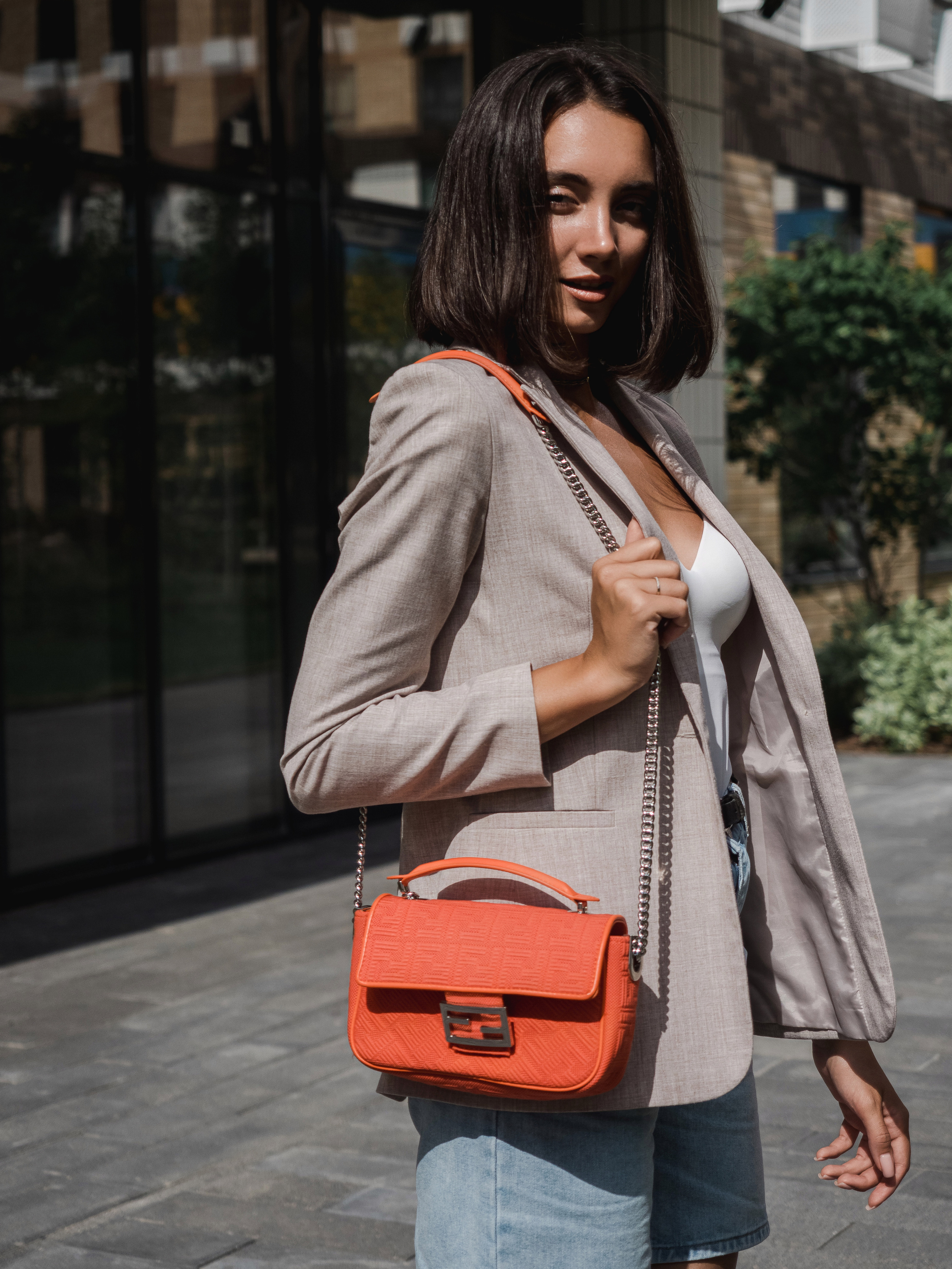 Маркет-плейсы — Bamong. Фотограф и видеограф Виктор Пати