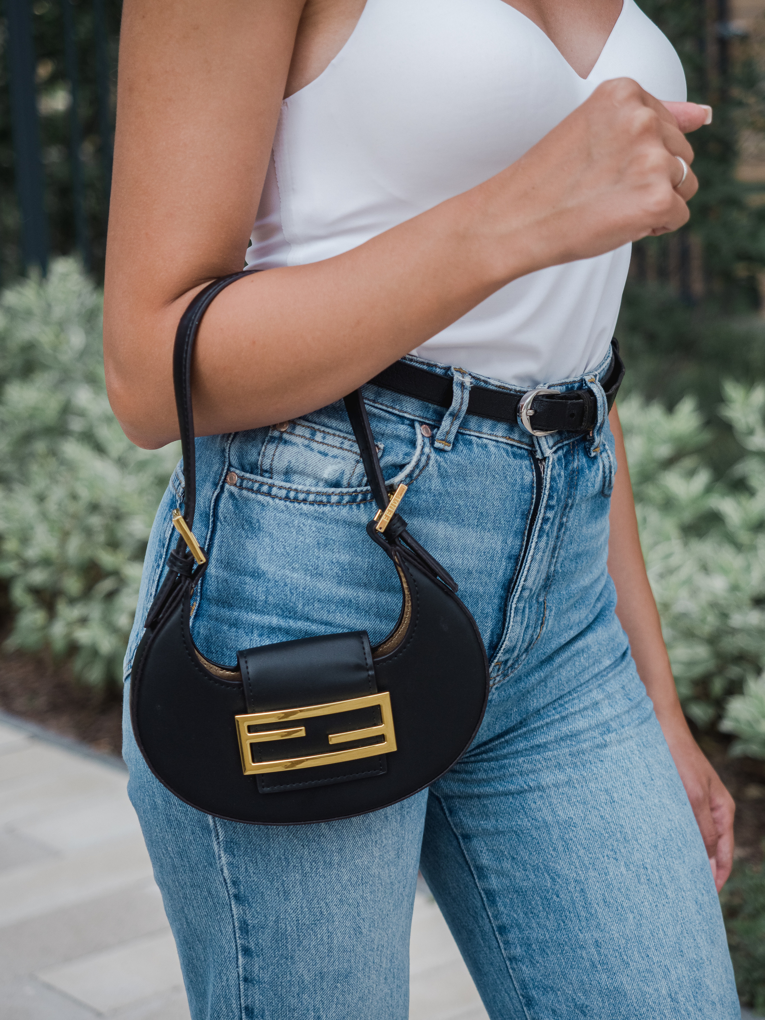 Маркет-плейсы — Bamong. Фотограф и видеограф Виктор Пати