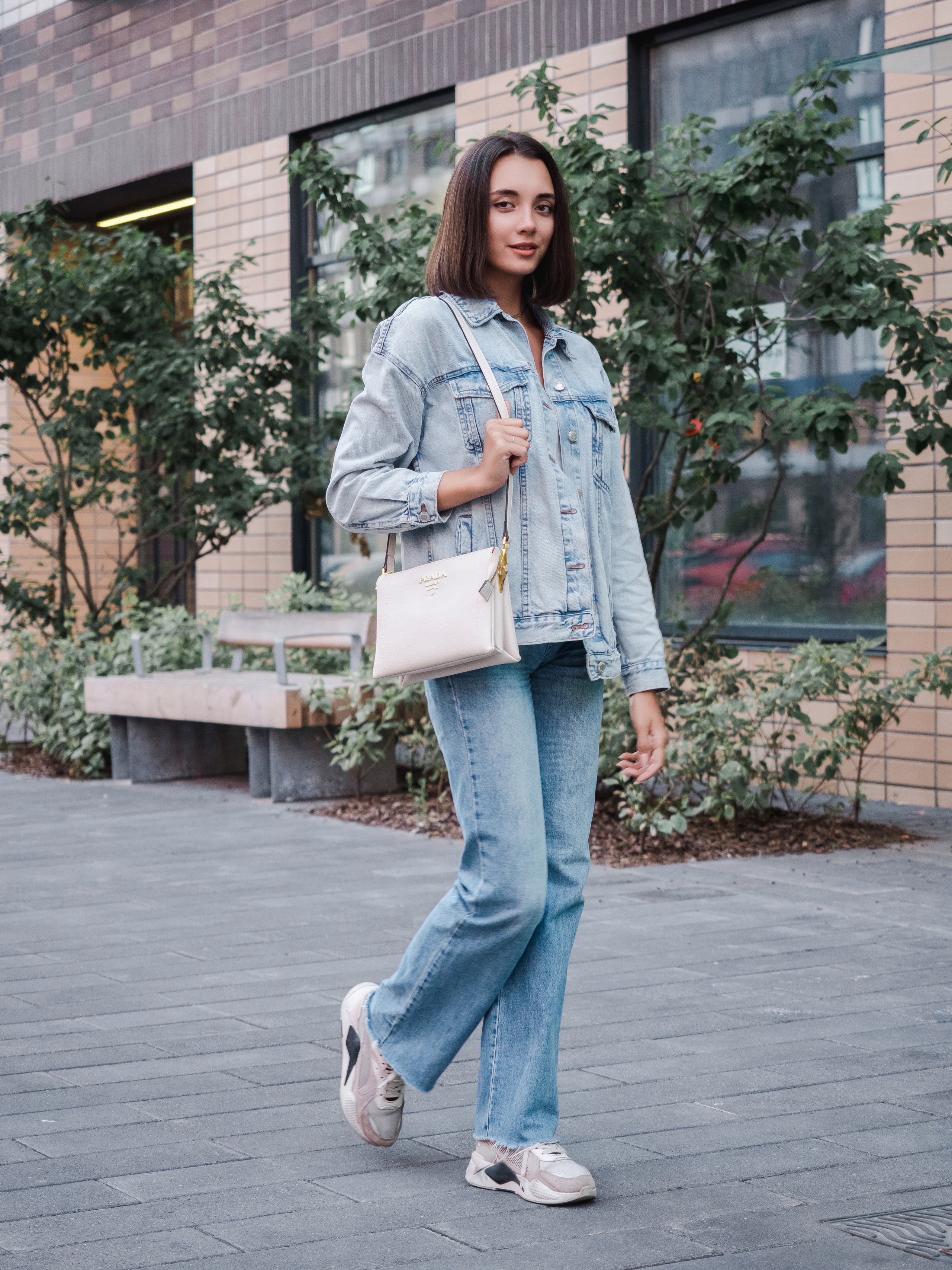 Маркет-плейсы — Bamong. Фотограф и видеограф Виктор Пати