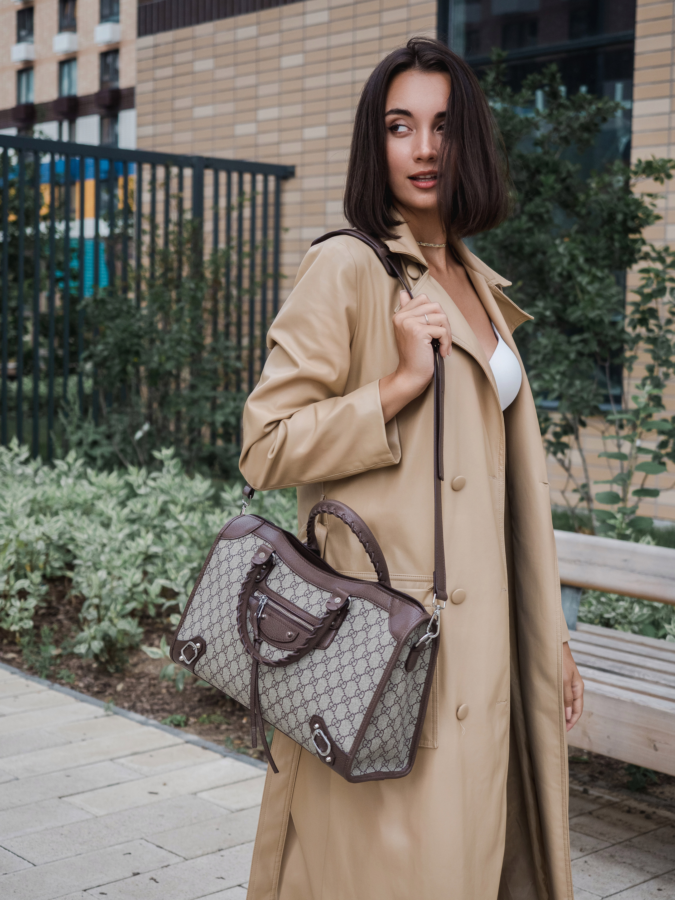 Маркет-плейсы — Bamong. Фотограф и видеограф Виктор Пати